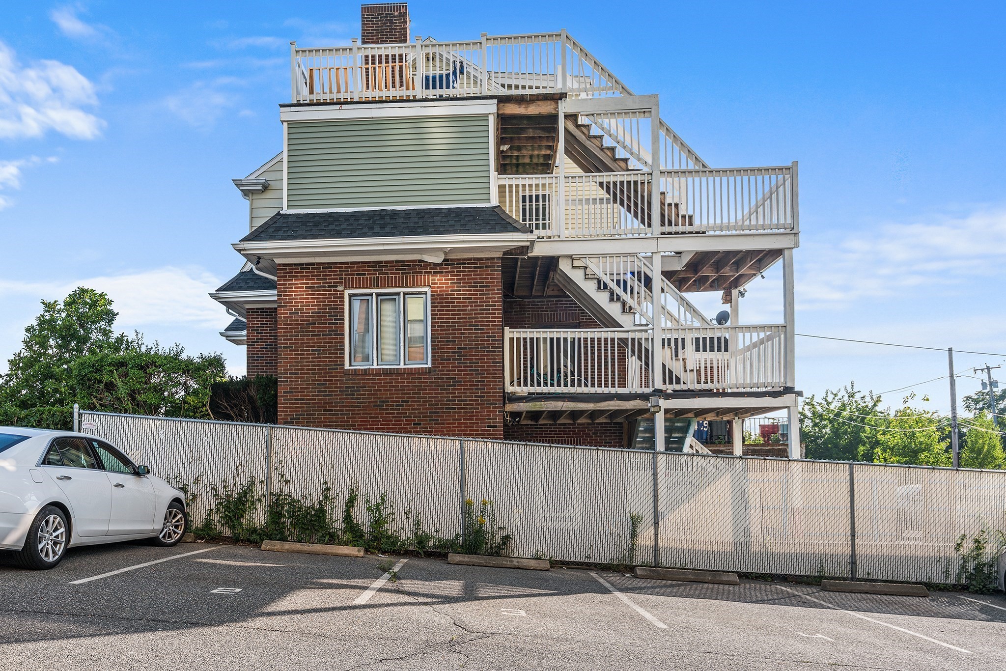 main property photo 21