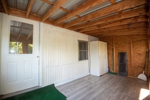 main property photo 27