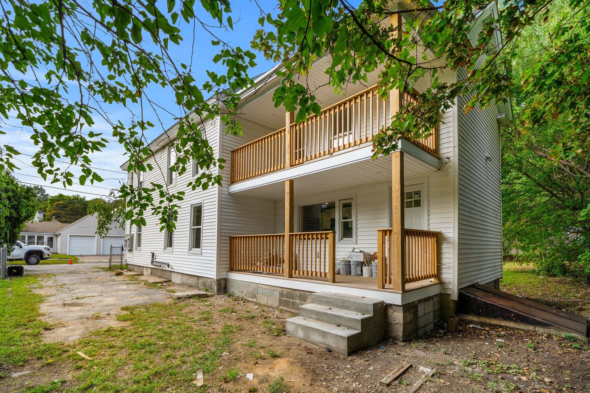 main property photo 37