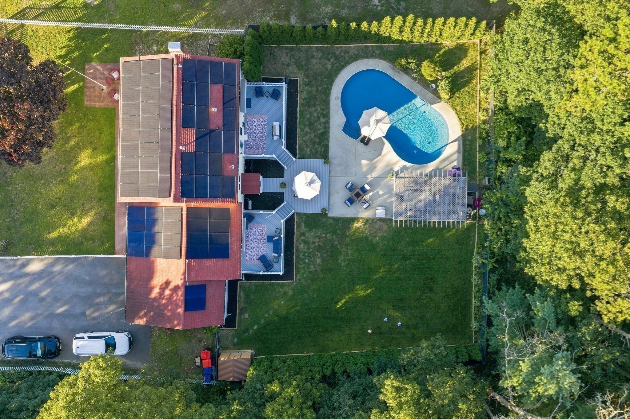 main property photo 36