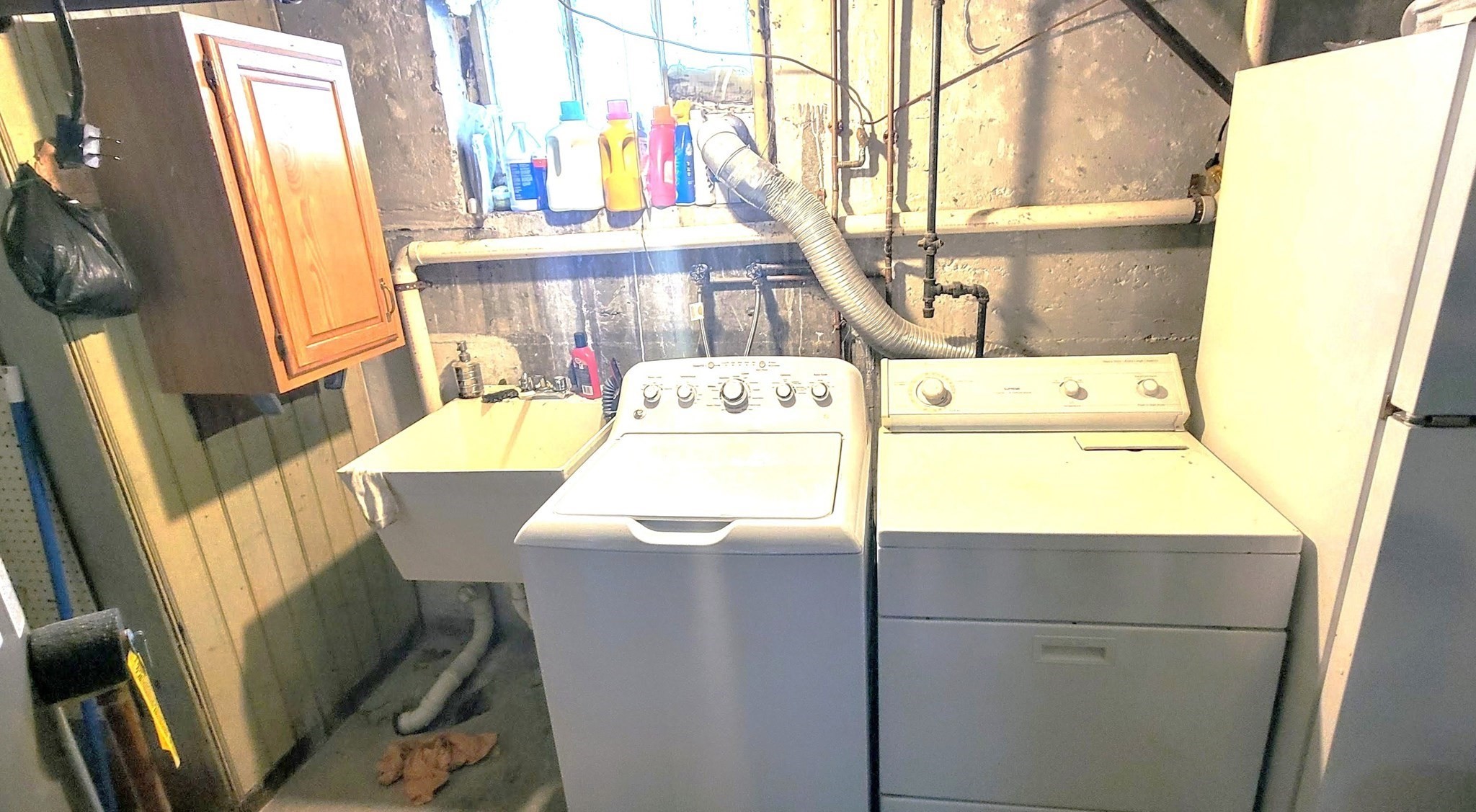 main property photo 25