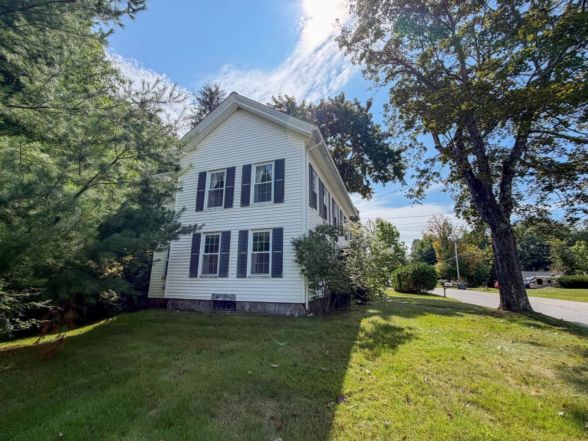 main property photo 26