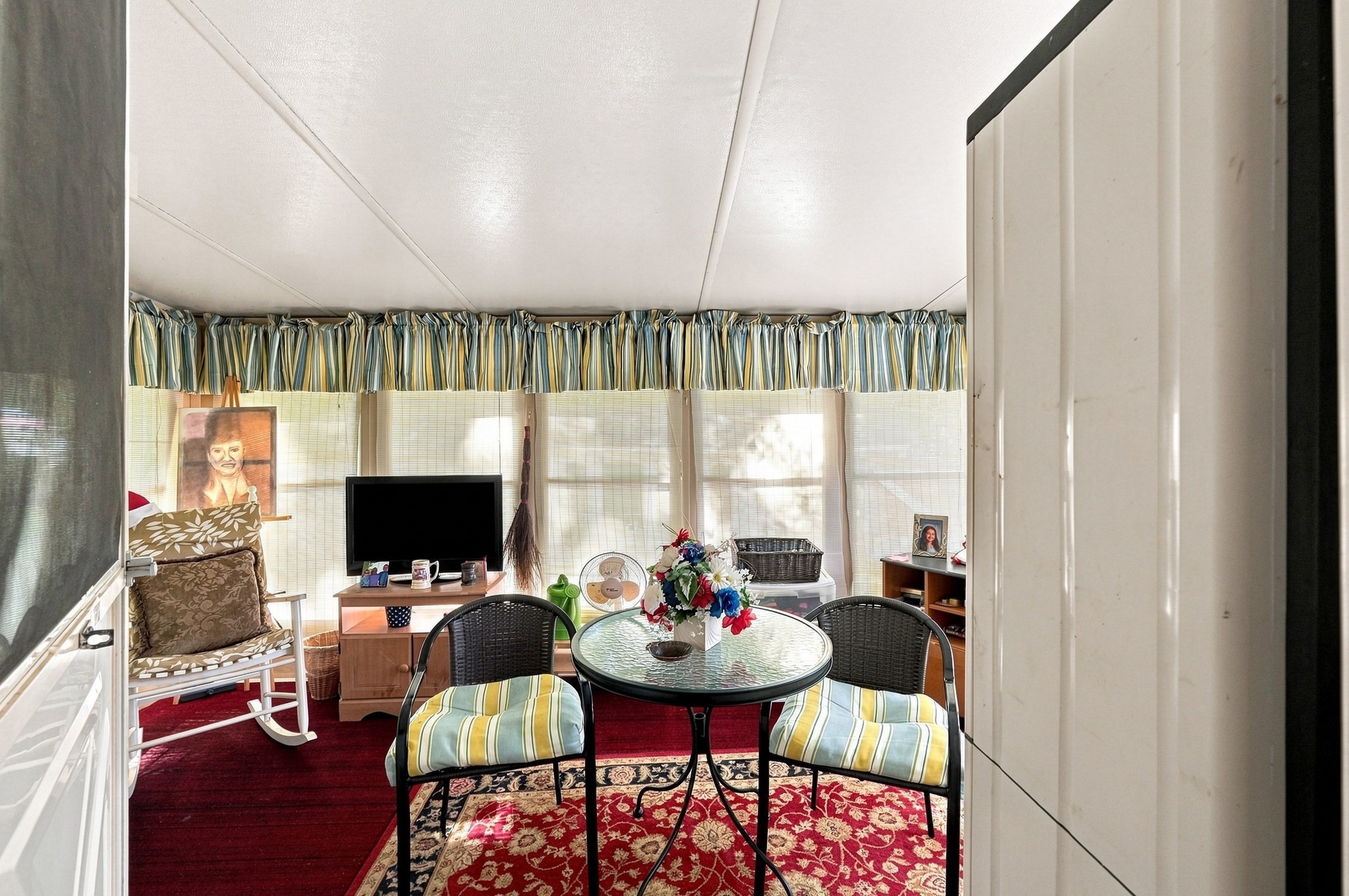 main property photo 11