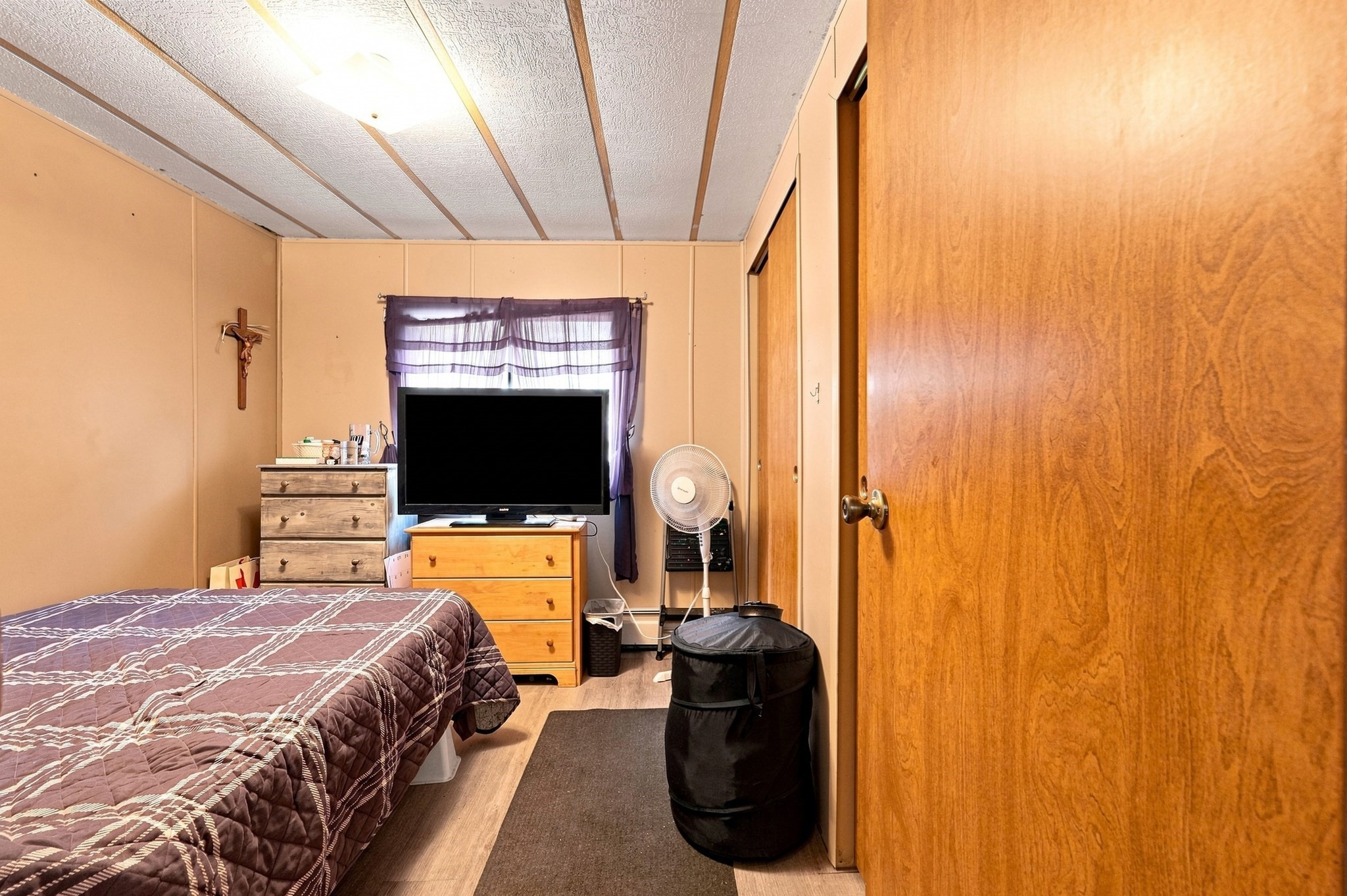 main property photo 16