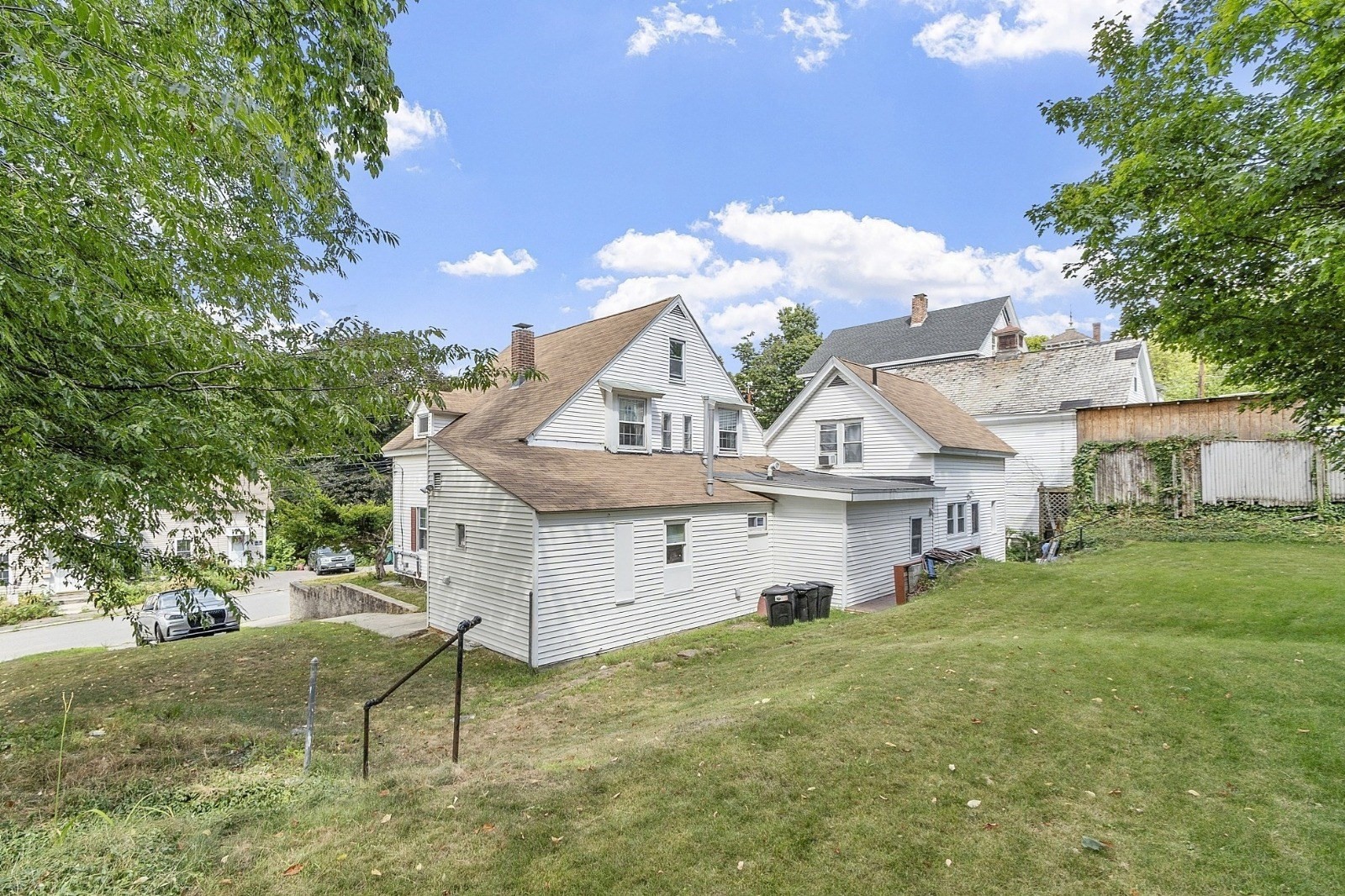 main property photo 2