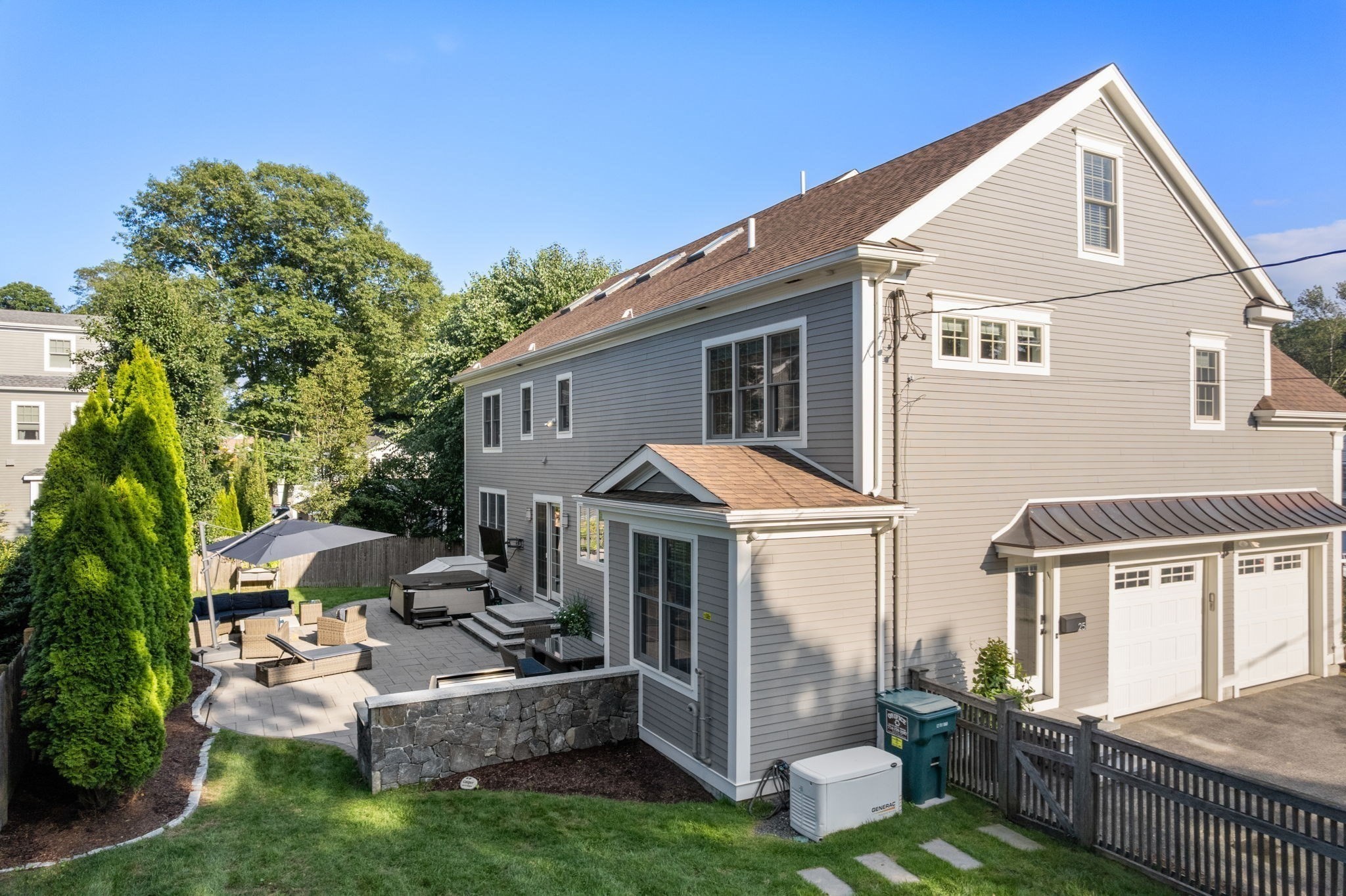 main property photo 24