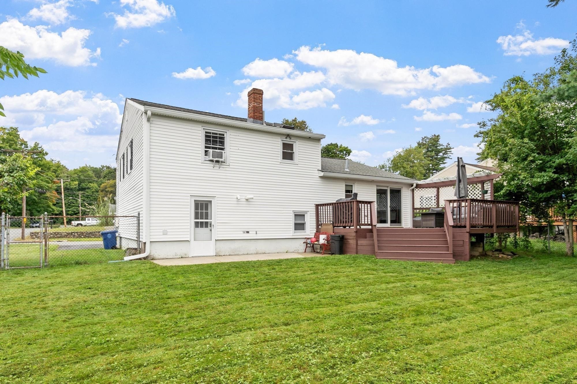 main property photo 35