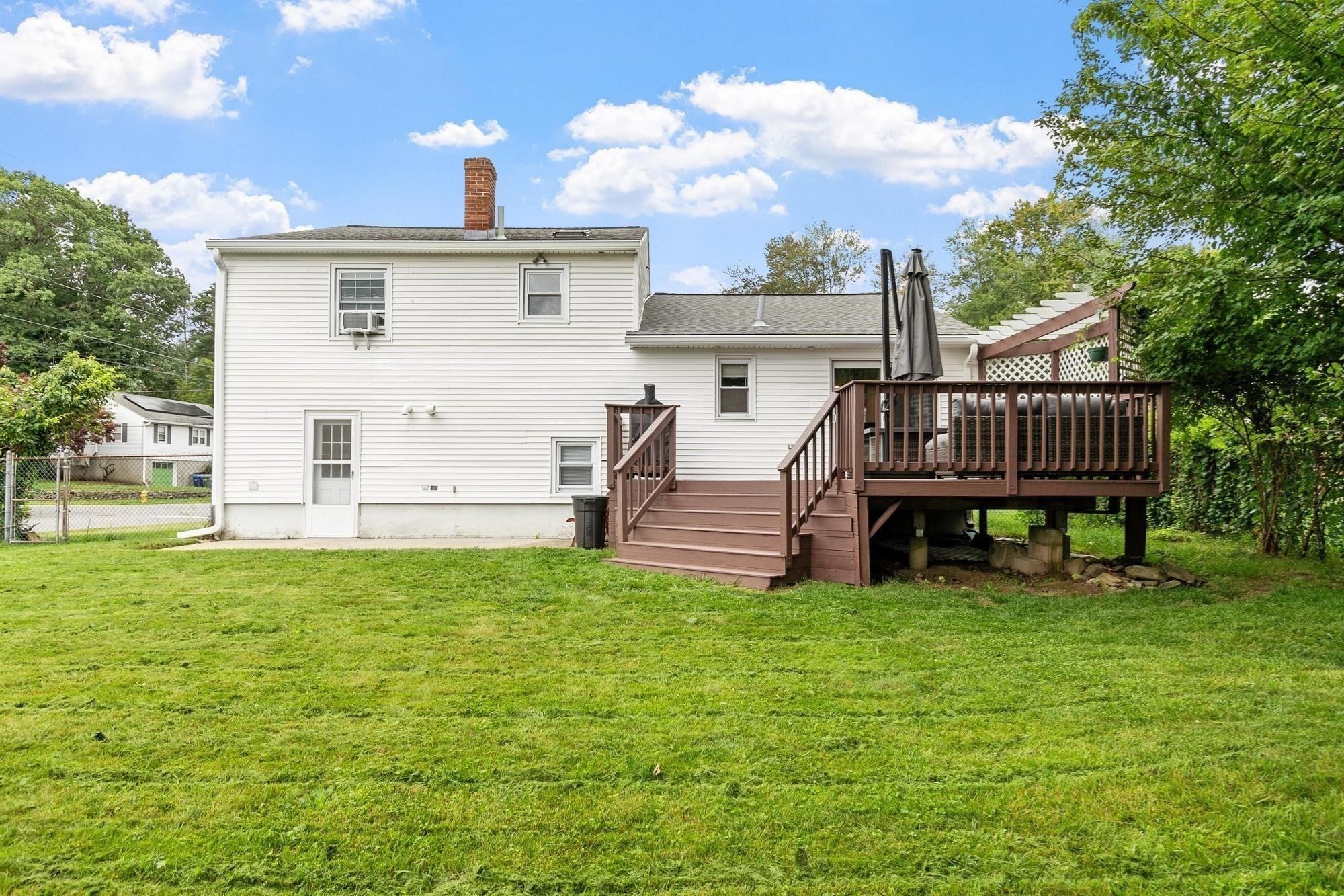 main property photo 40