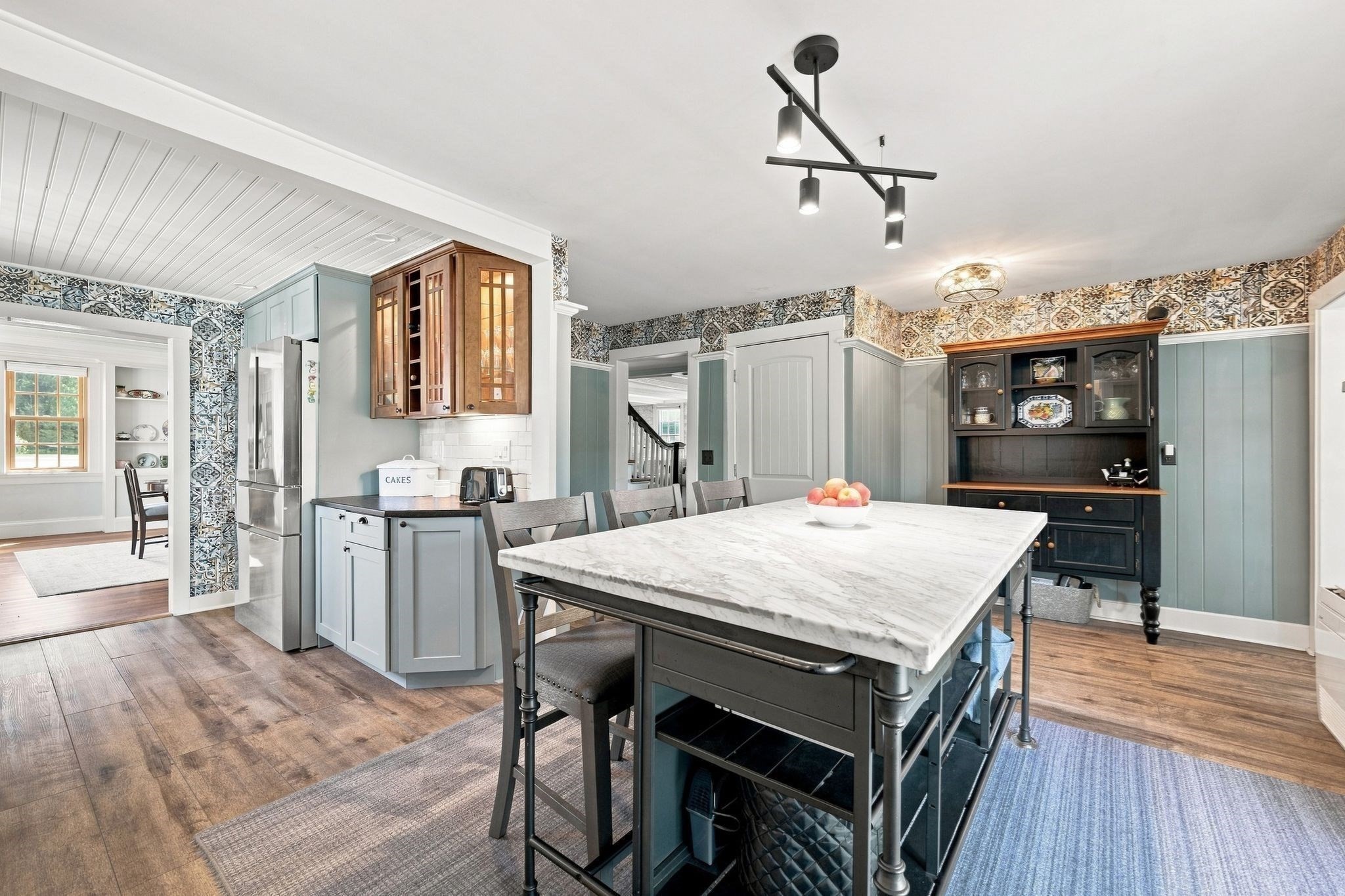 main property photo 7