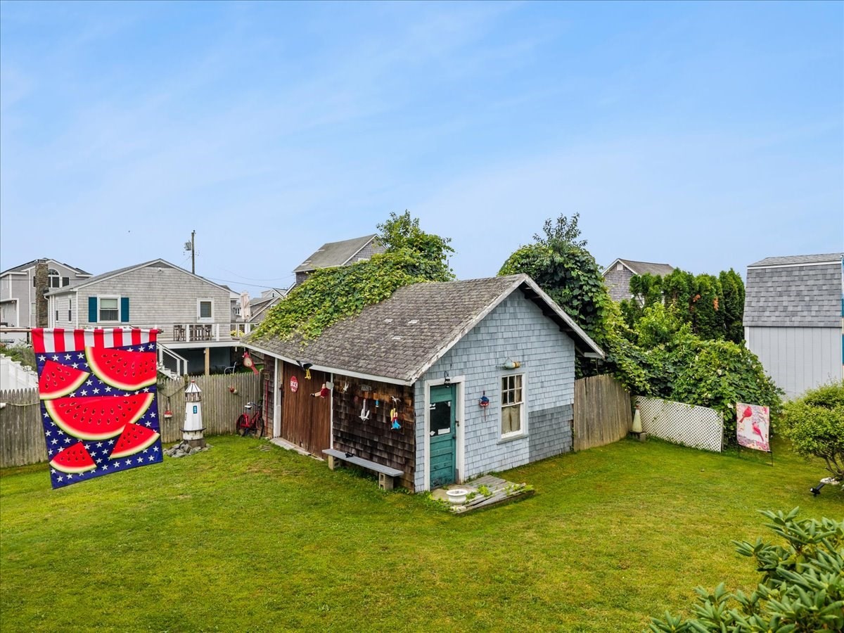 main property photo 9