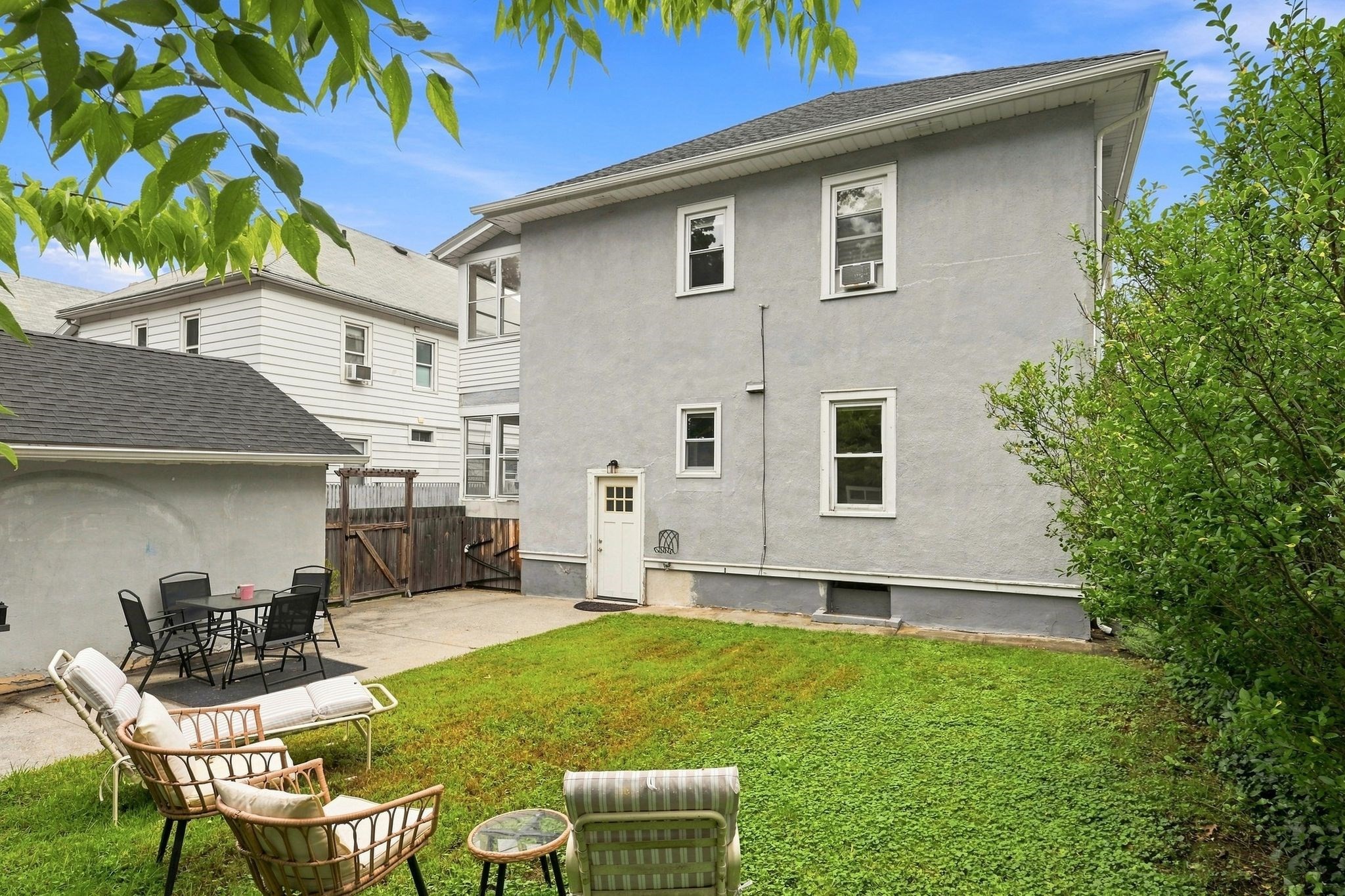 main property photo 41