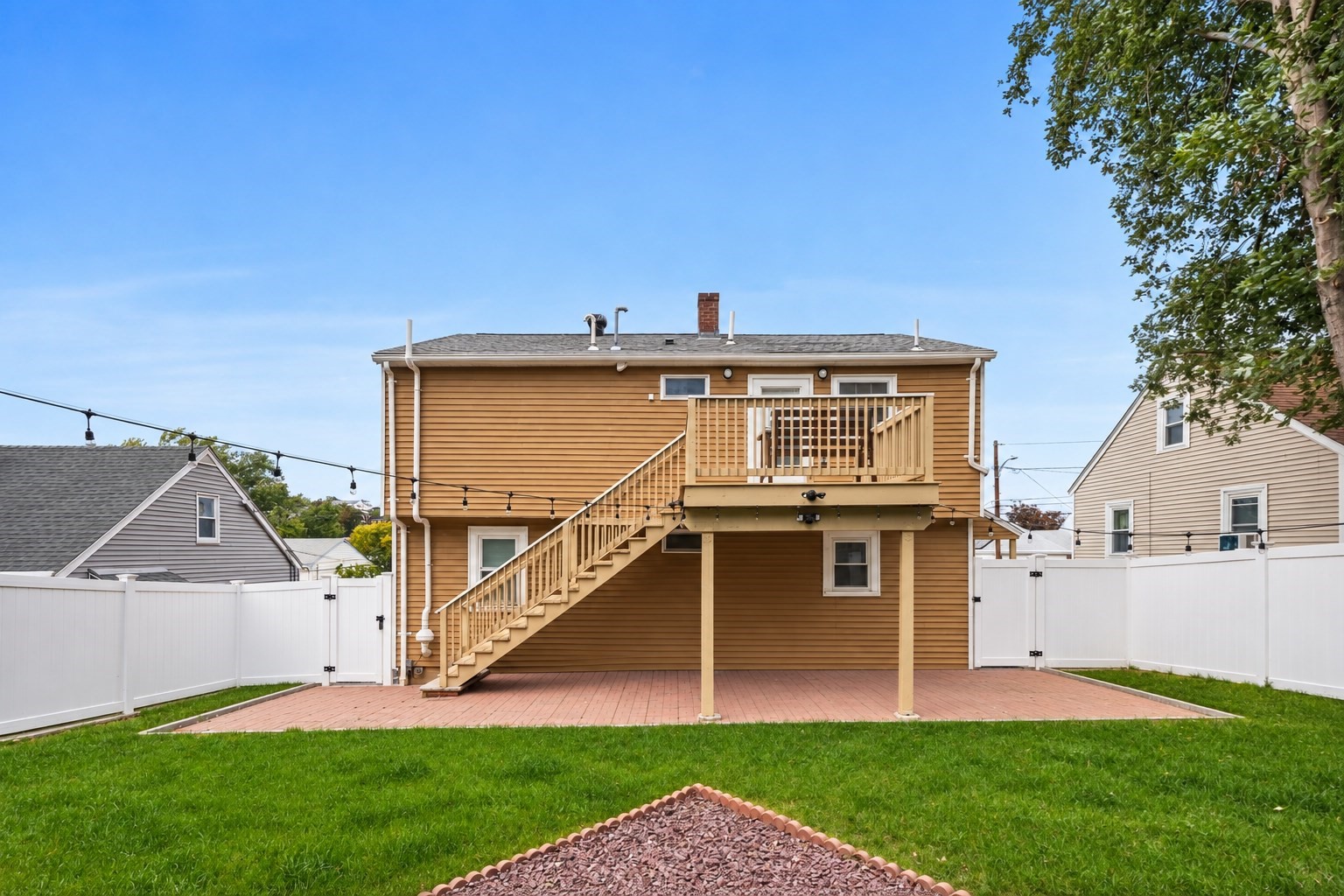 main property photo 21