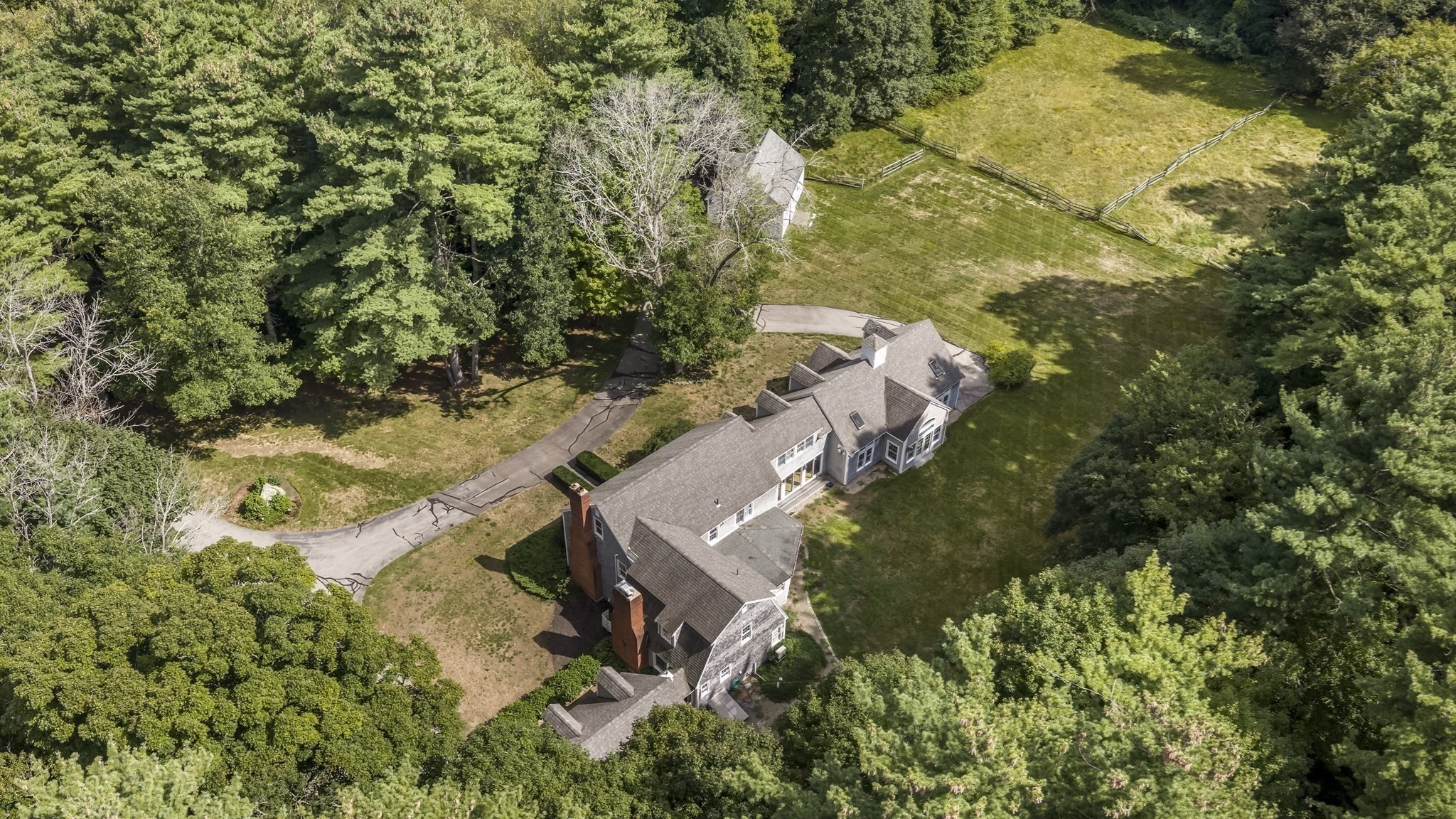 main property photo 38