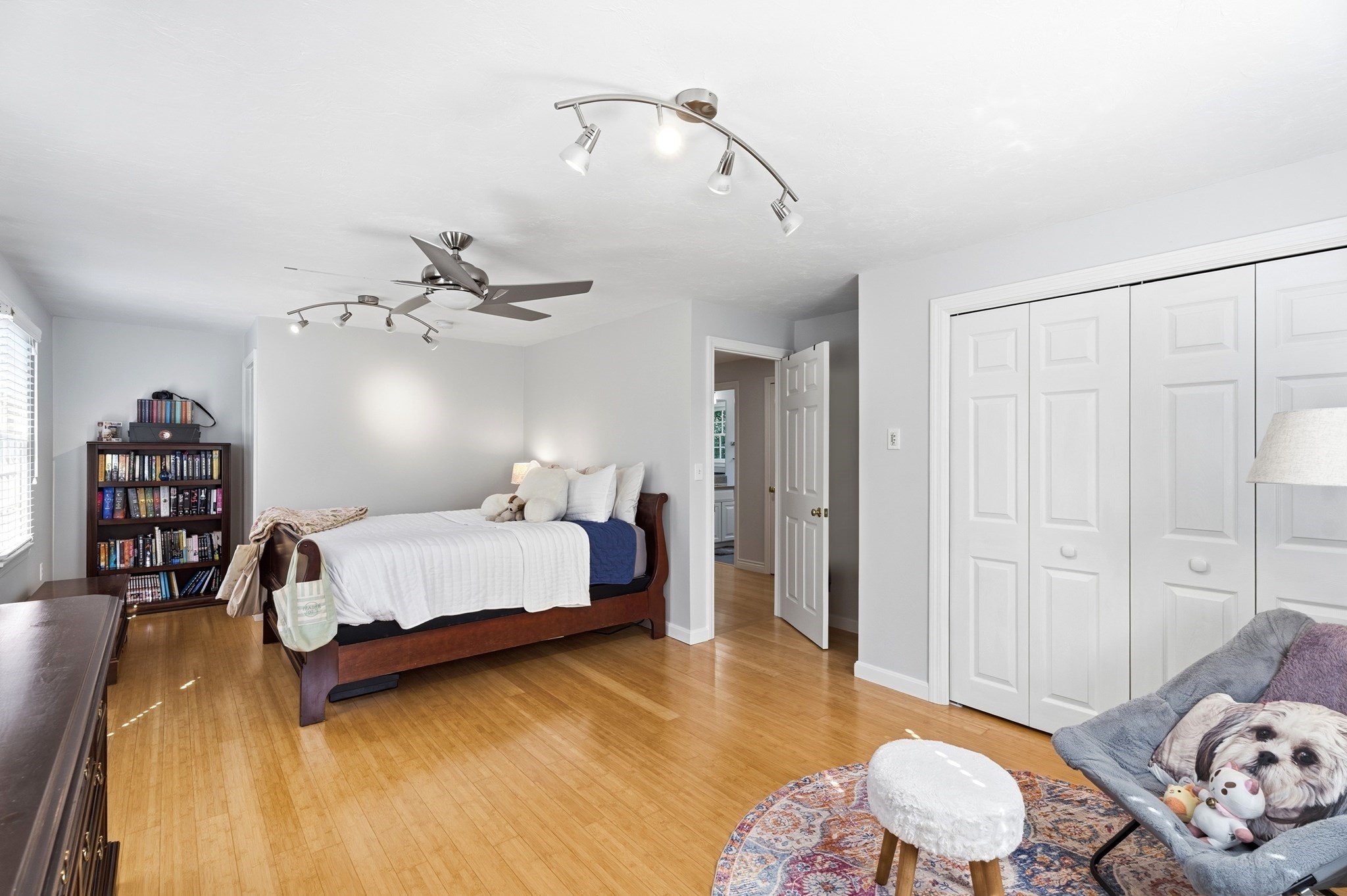 main property photo 21