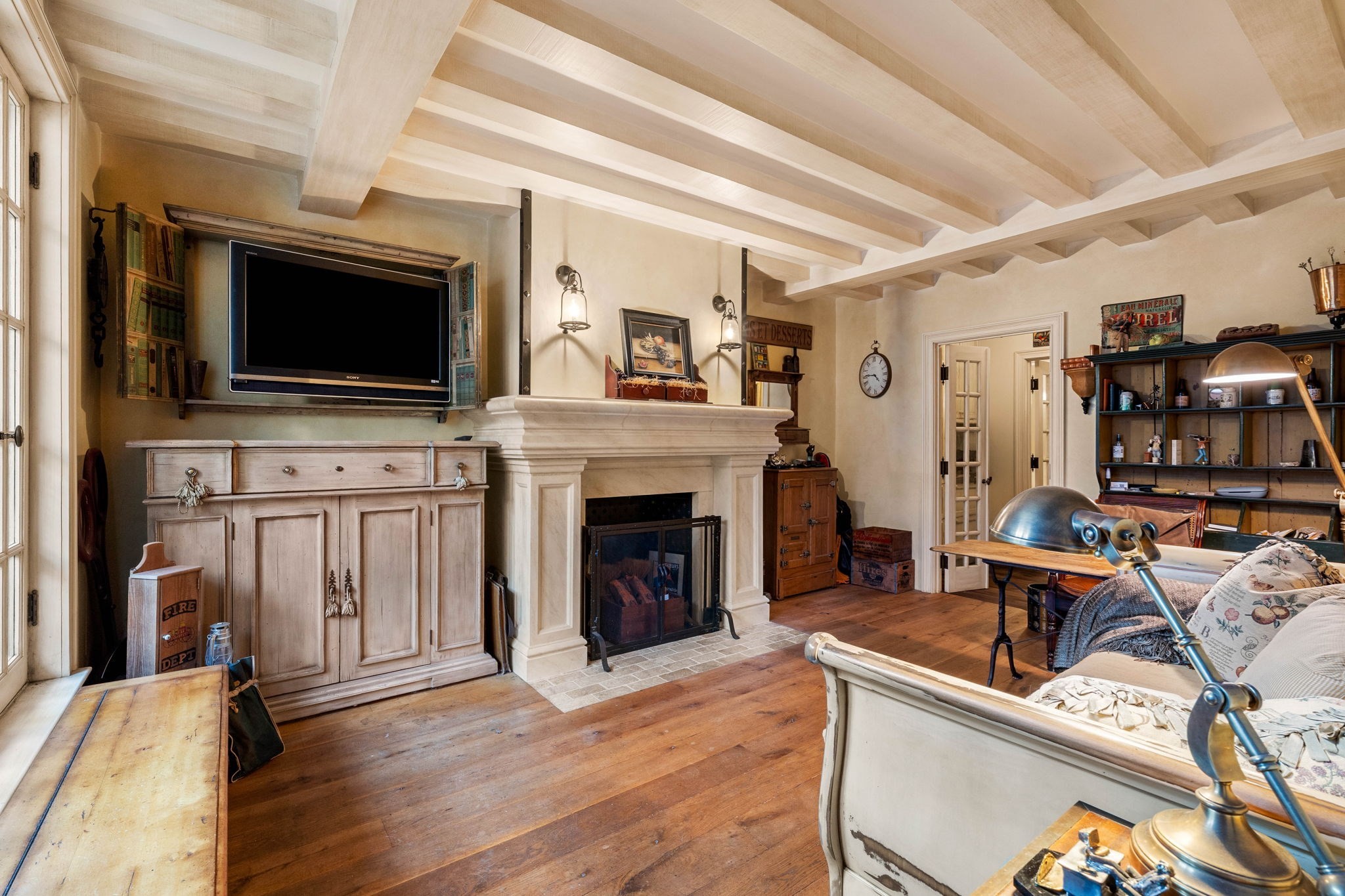 main property photo 20