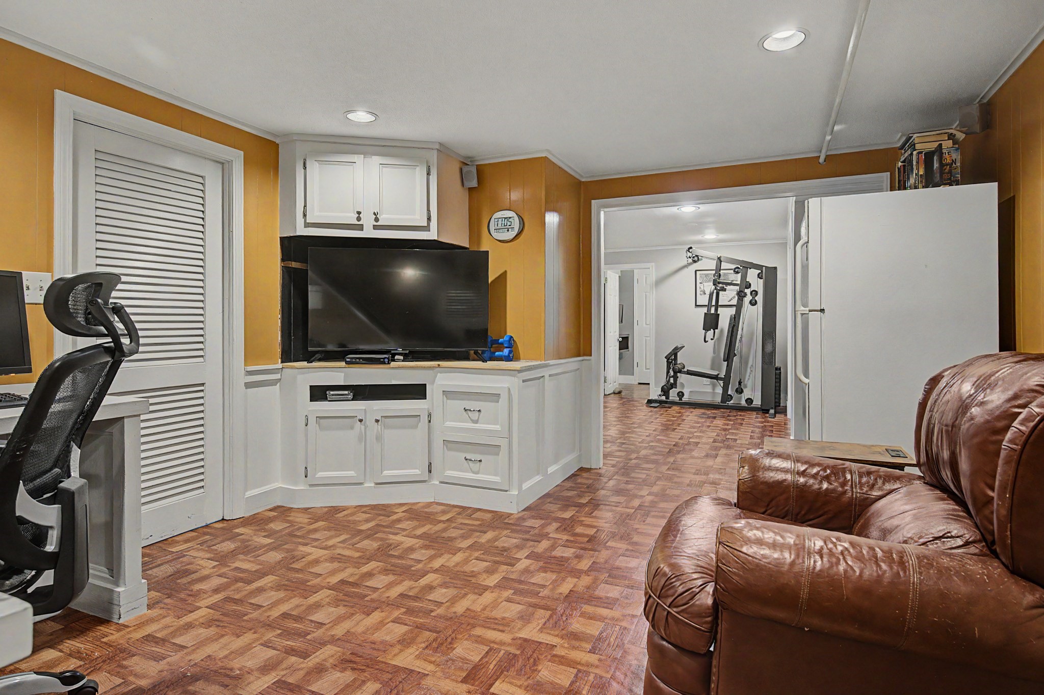 main property photo 21