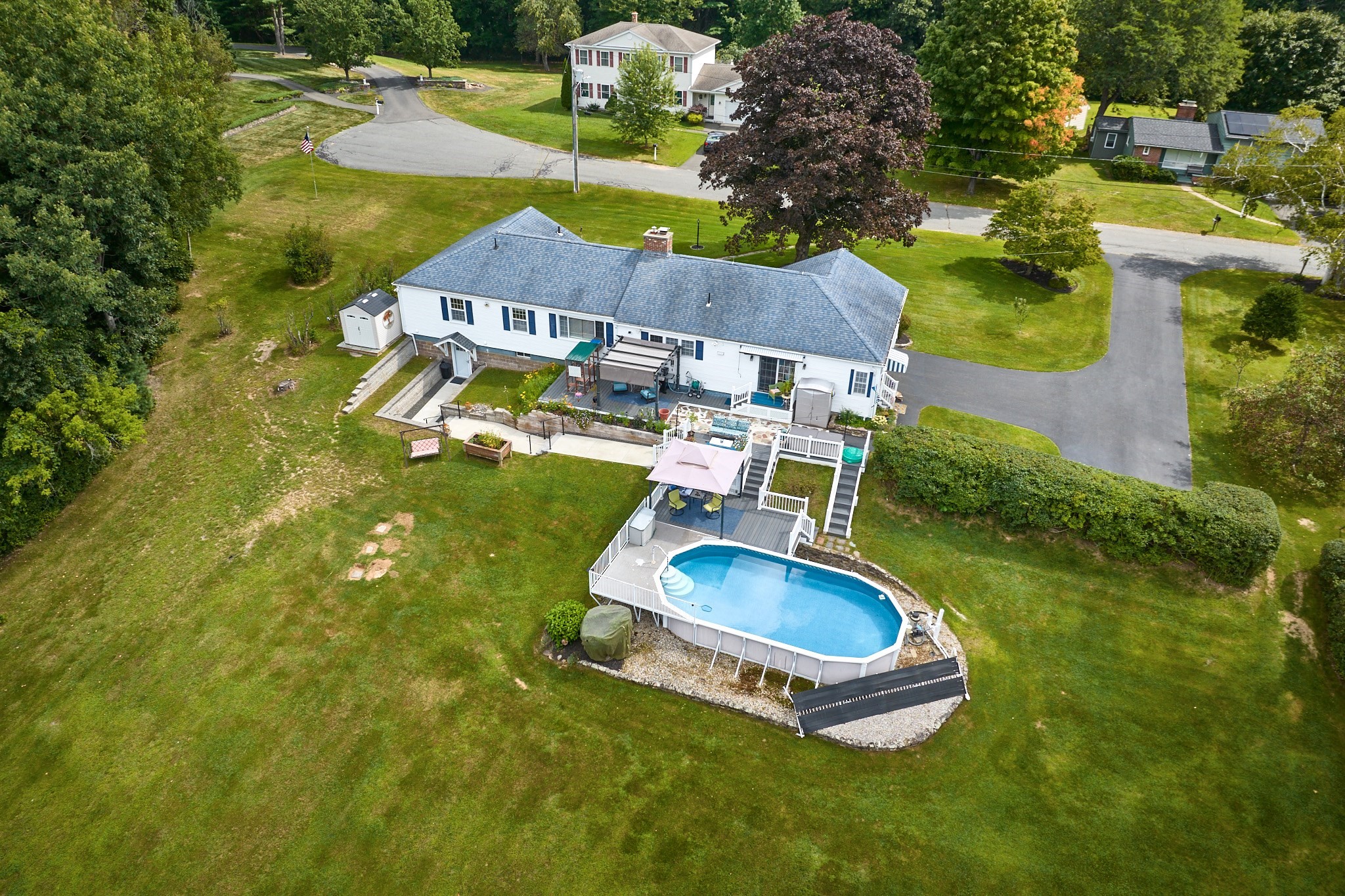 main property photo 35