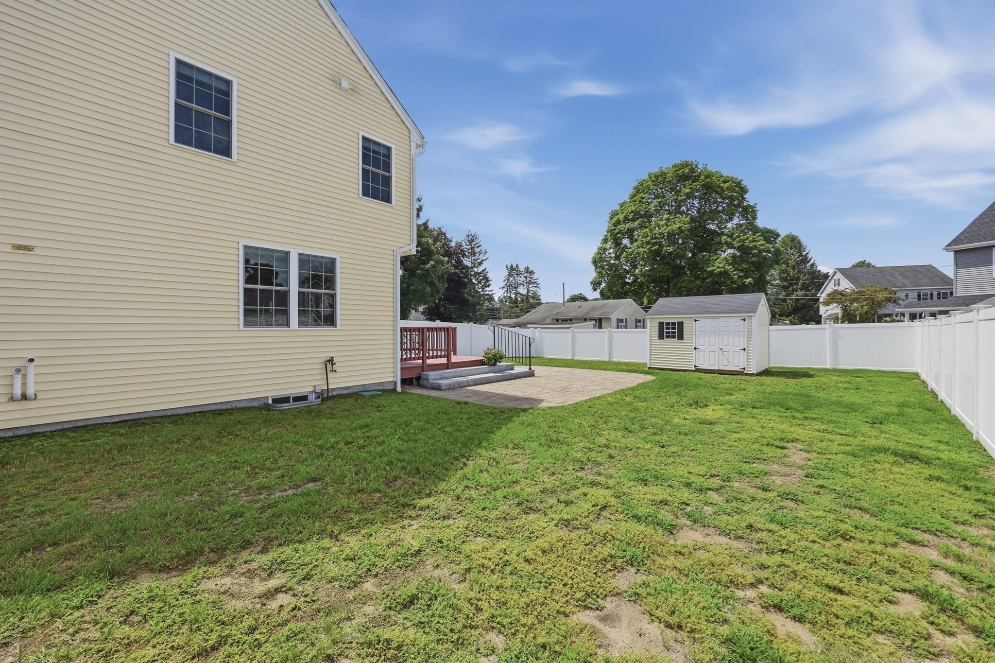 main property photo 26