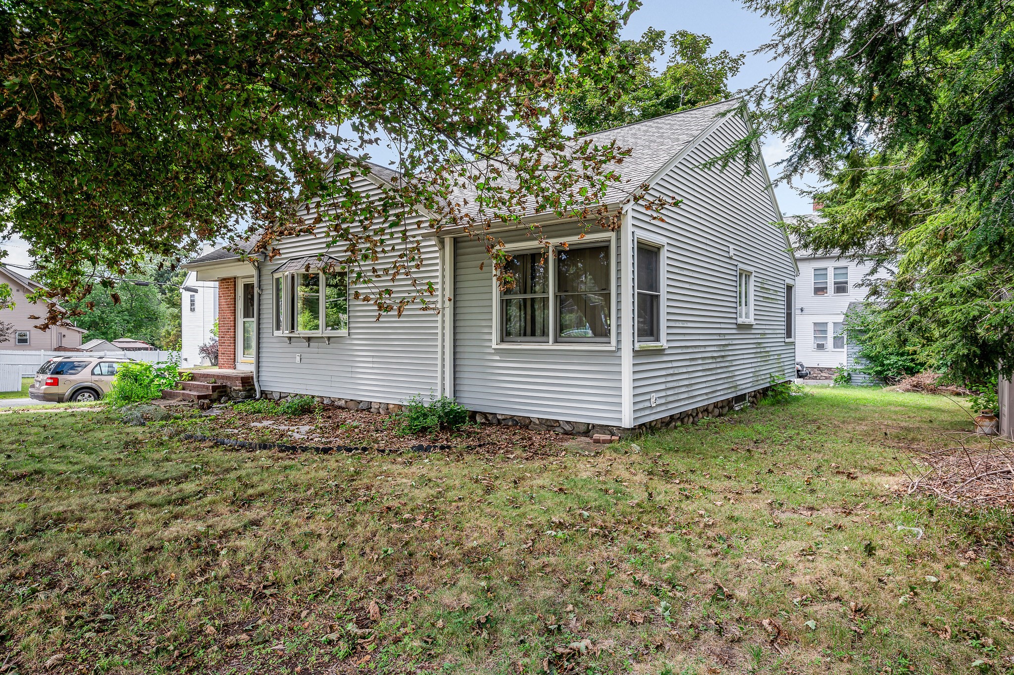 main property photo 20