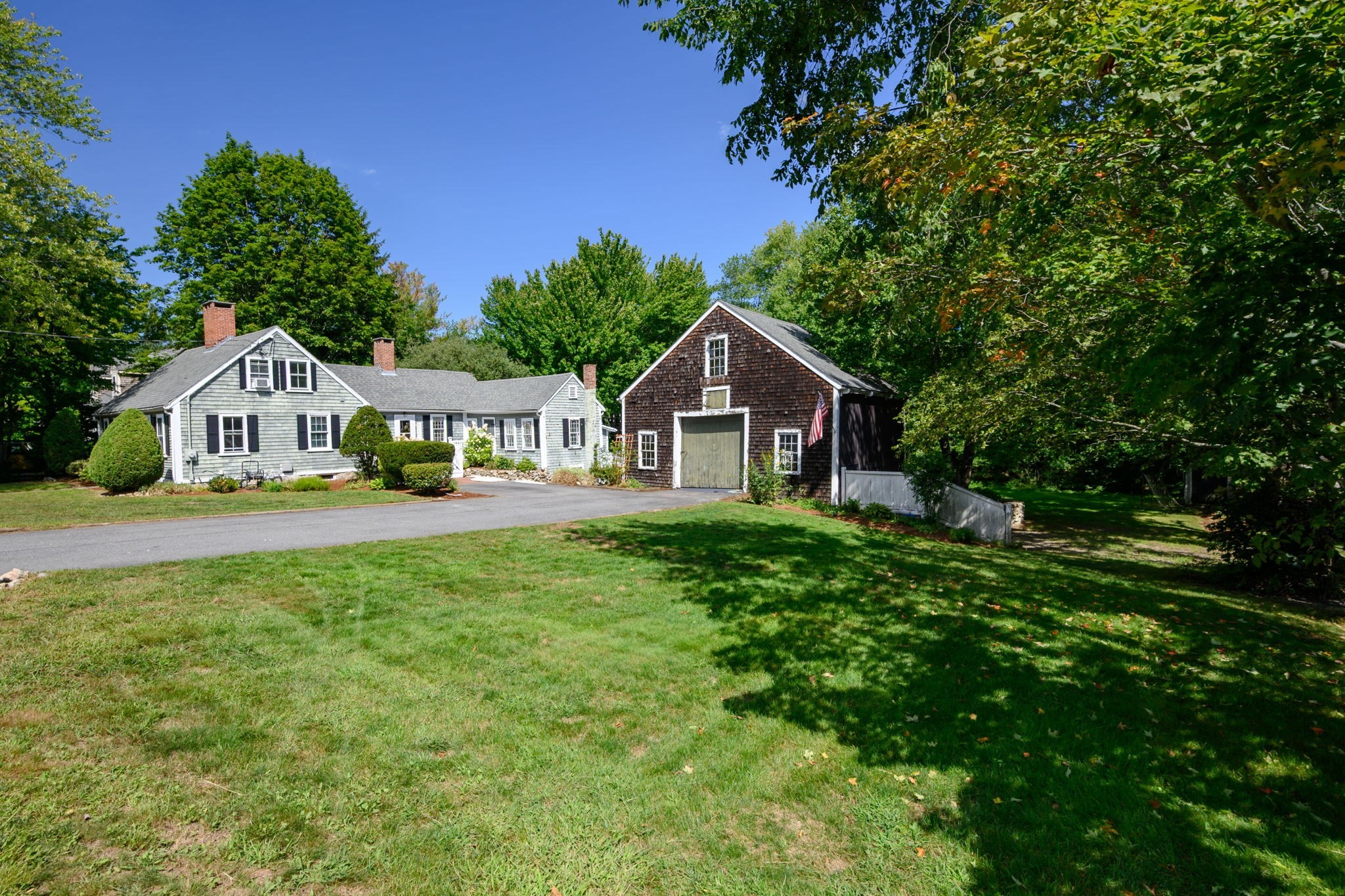 main property photo 35