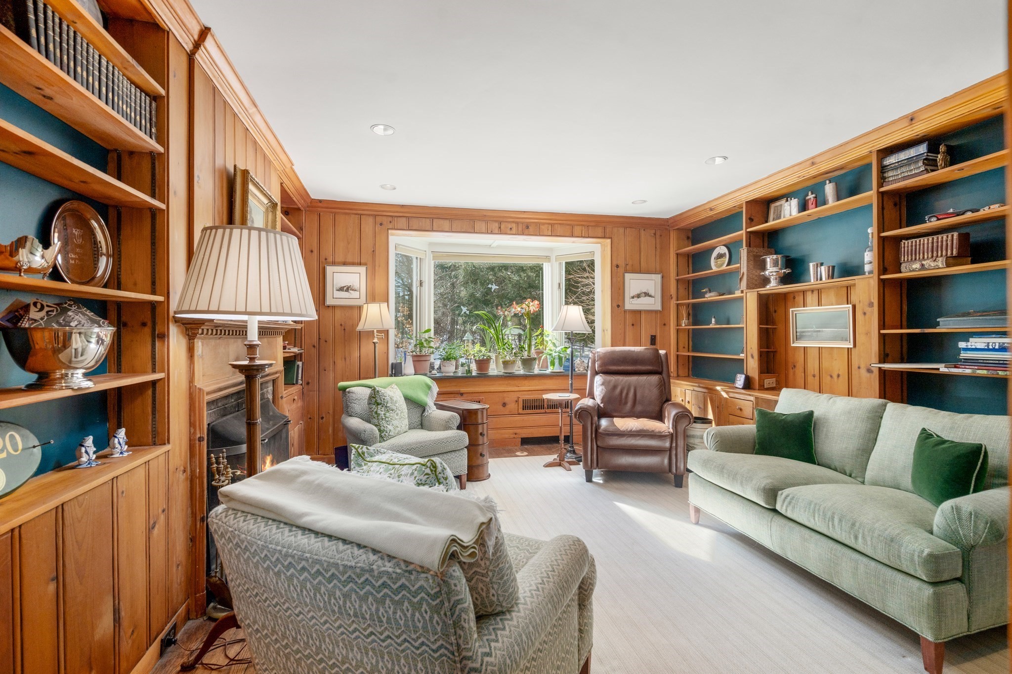 main property photo 14