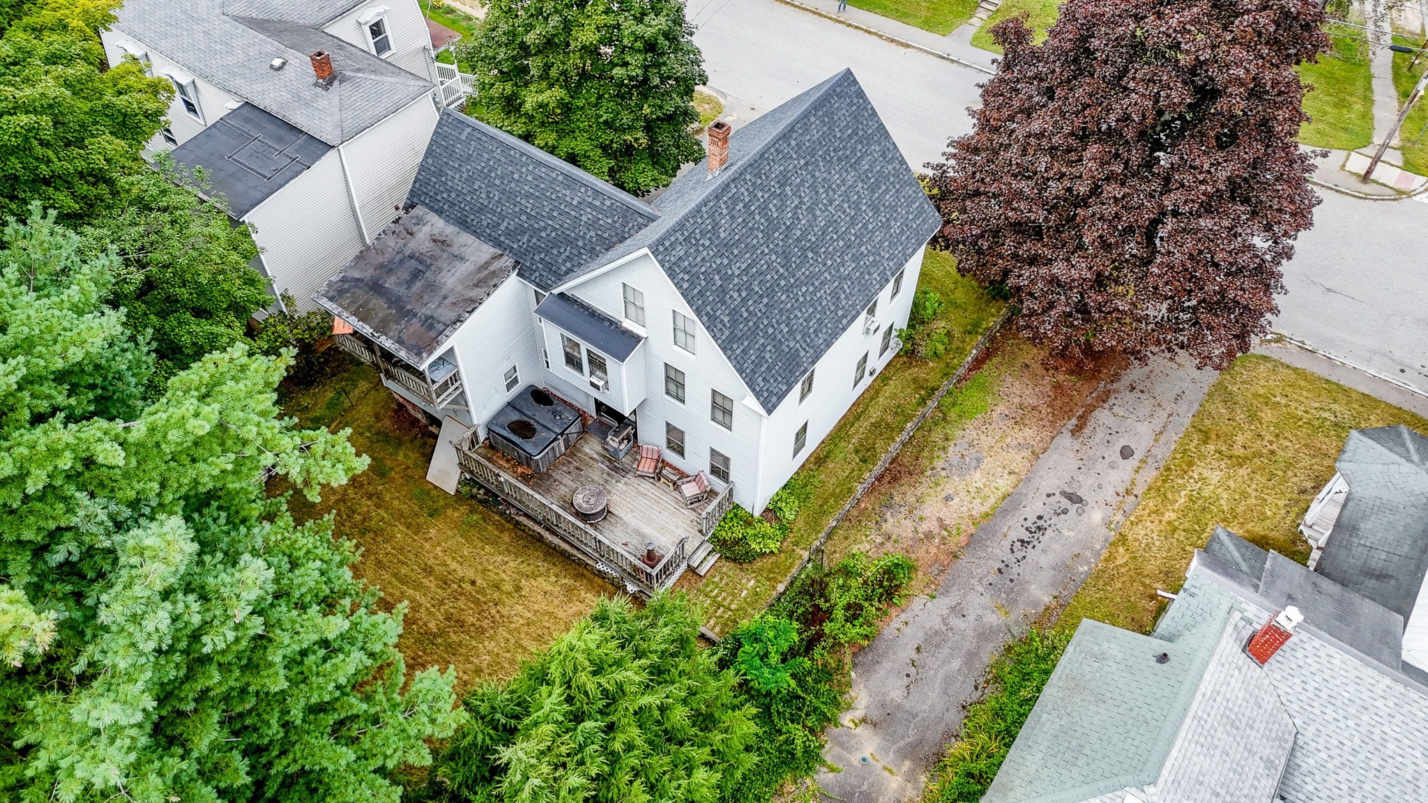 main property photo 34