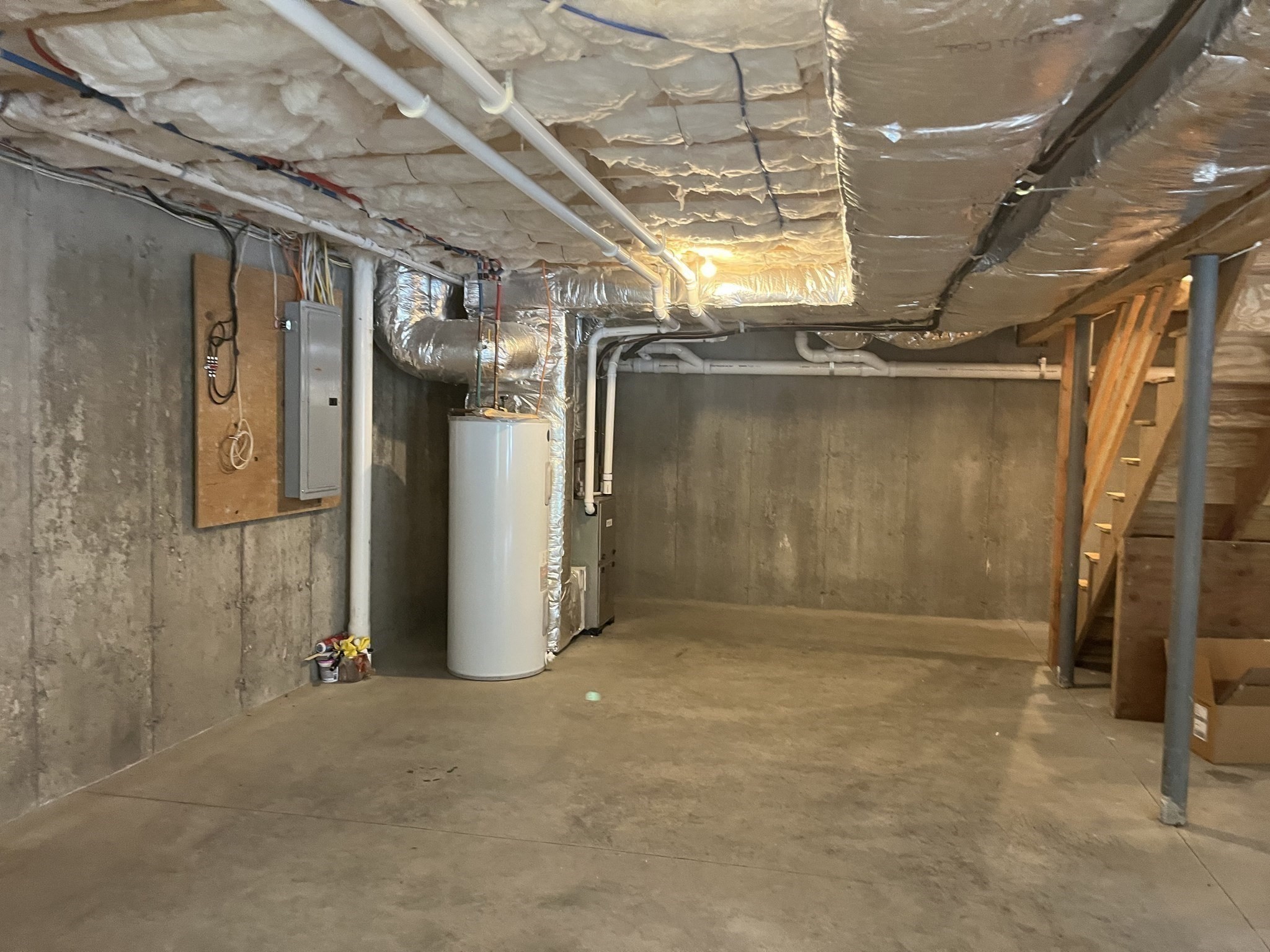 main property photo 20