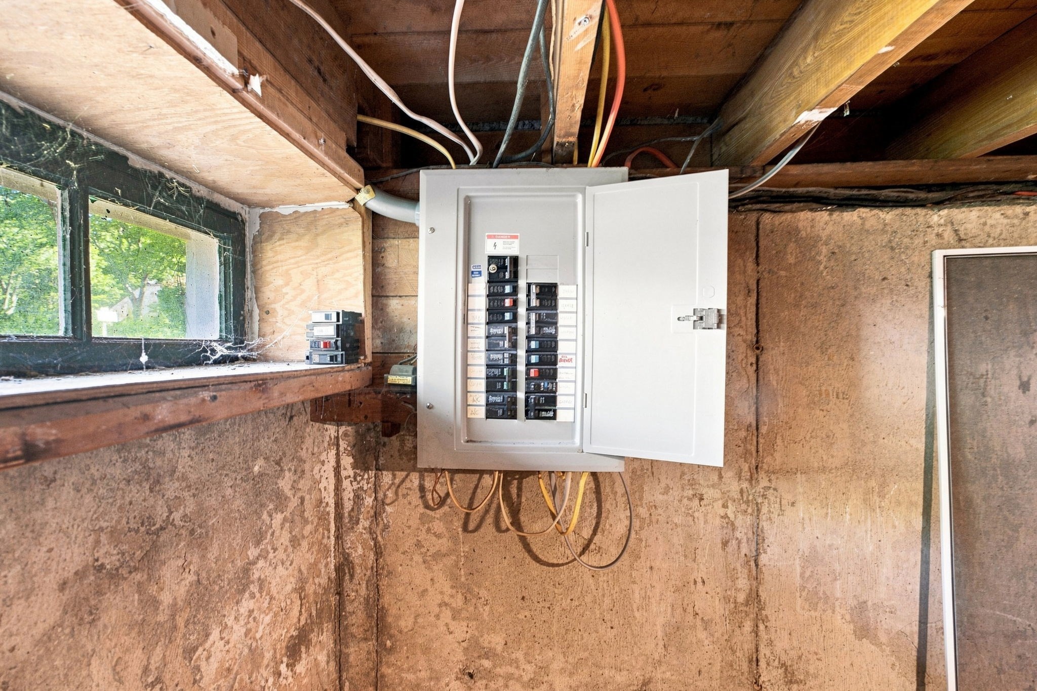 main property photo 25