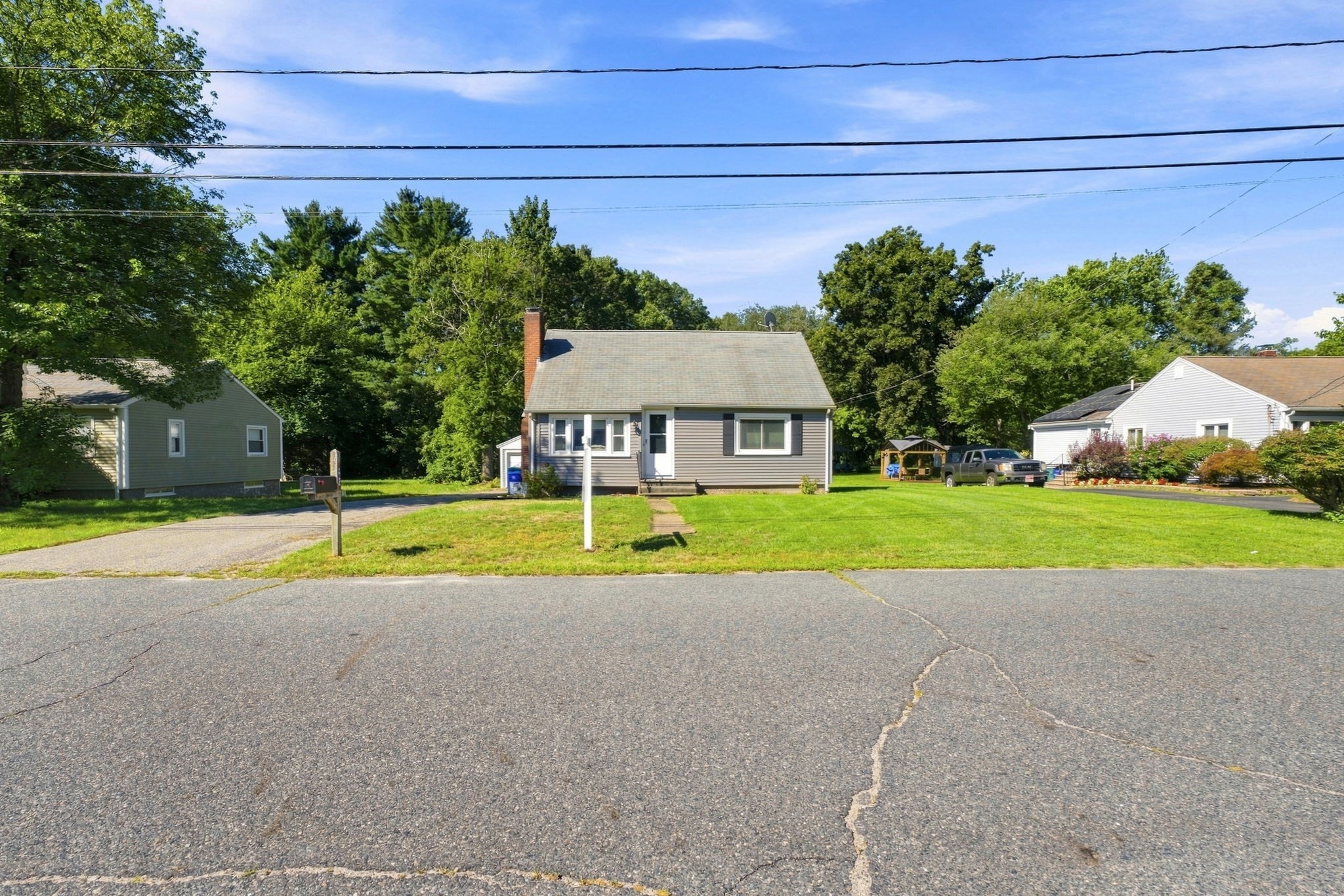 main property photo 33