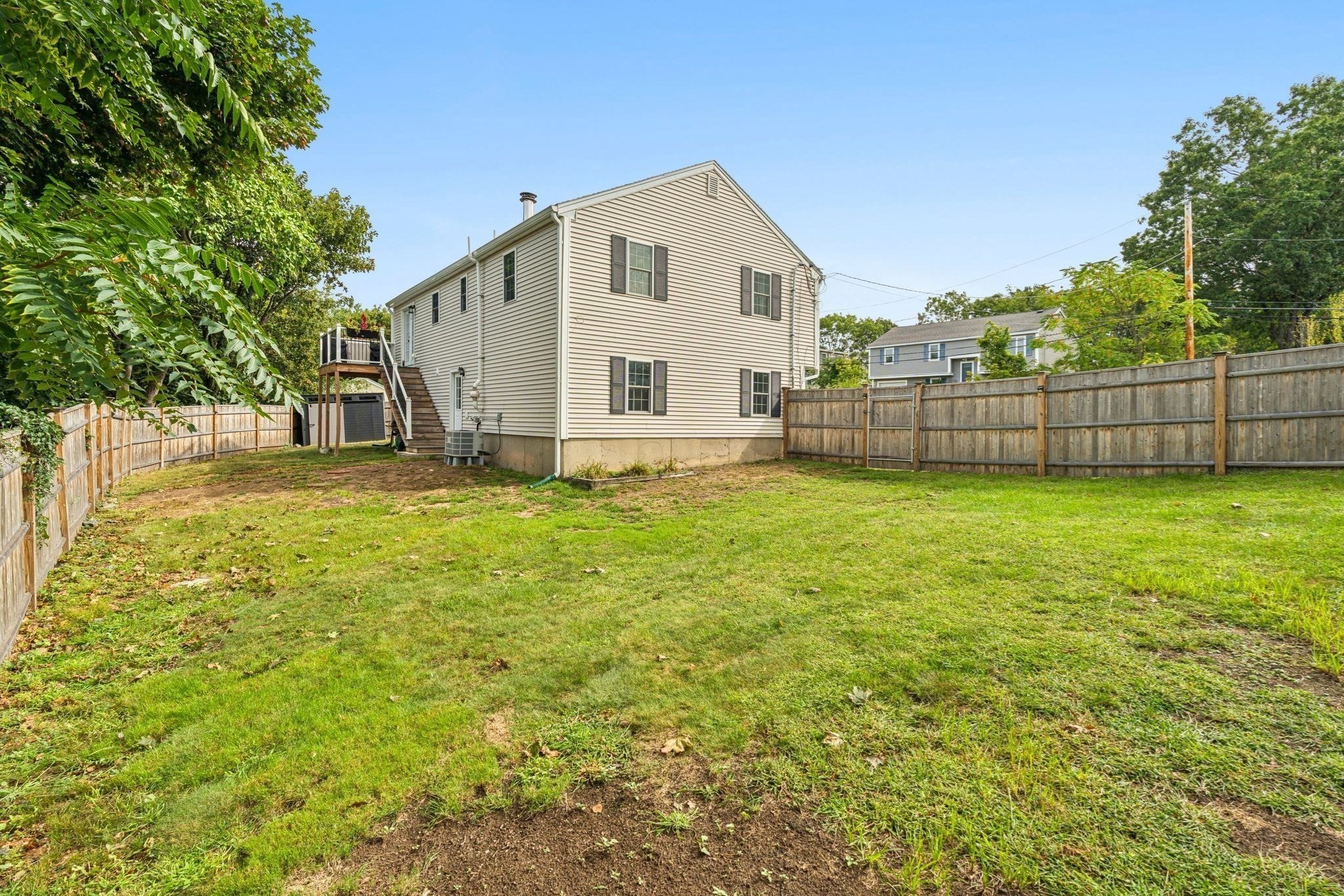 main property photo 20