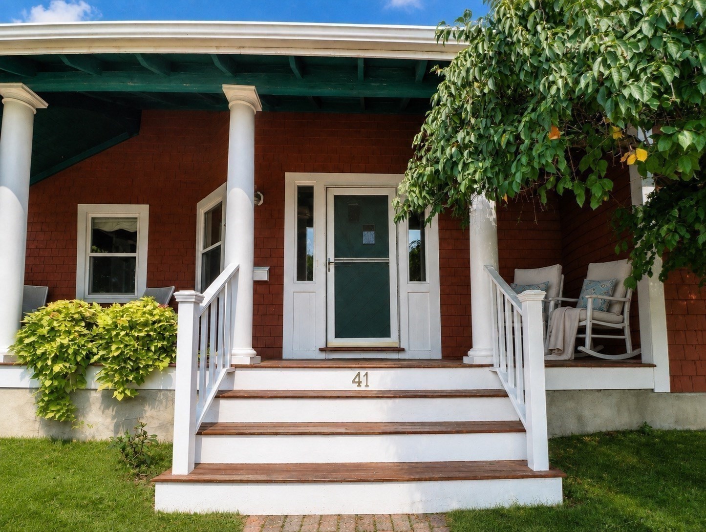 main property photo 8