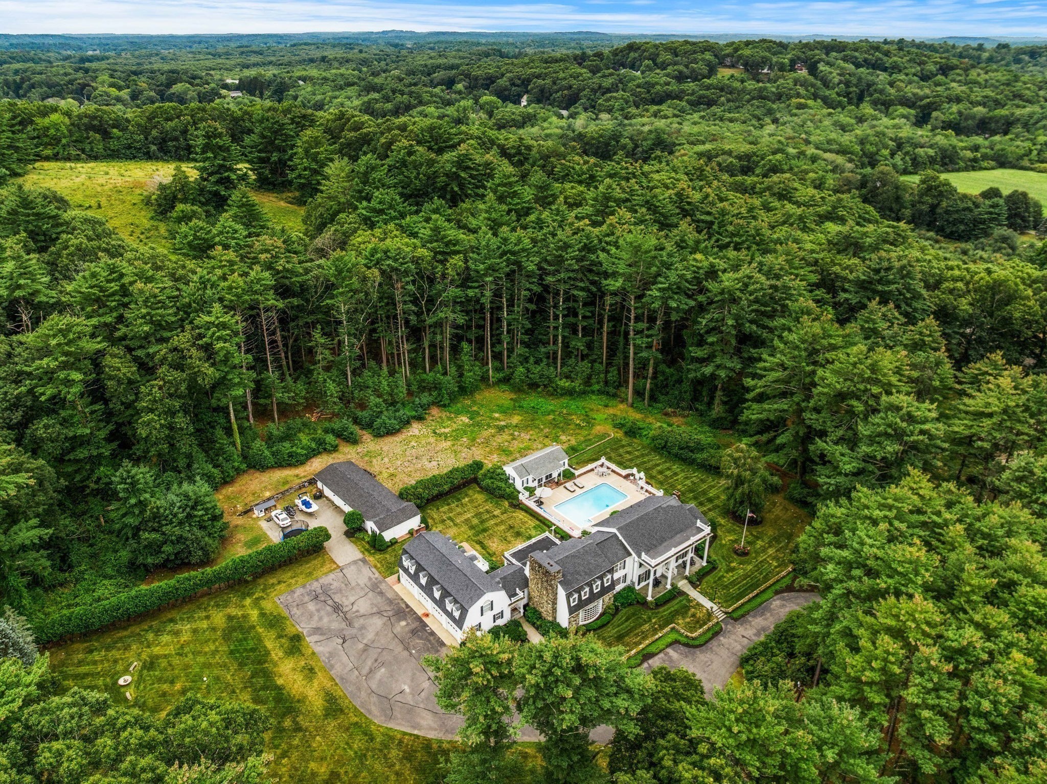 main property photo 39