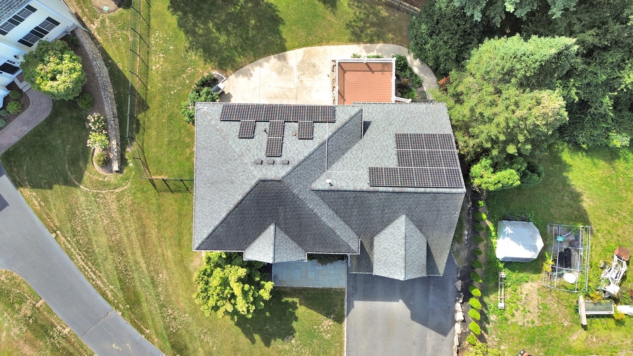 main property photo 34