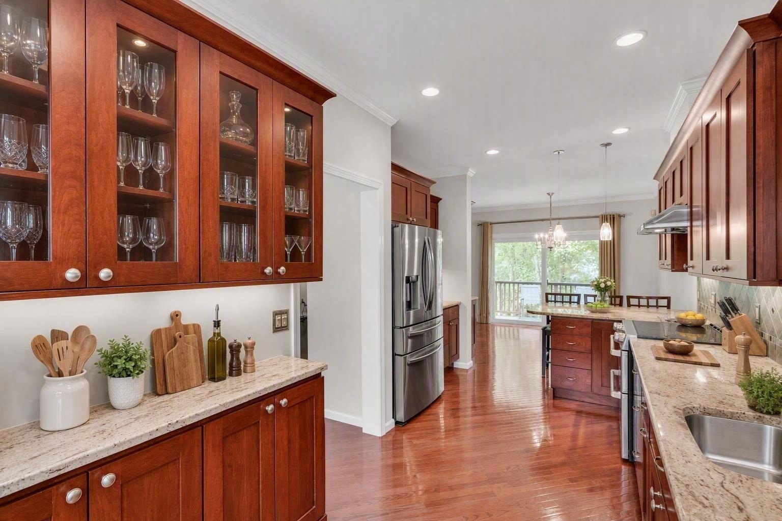 main property photo 9