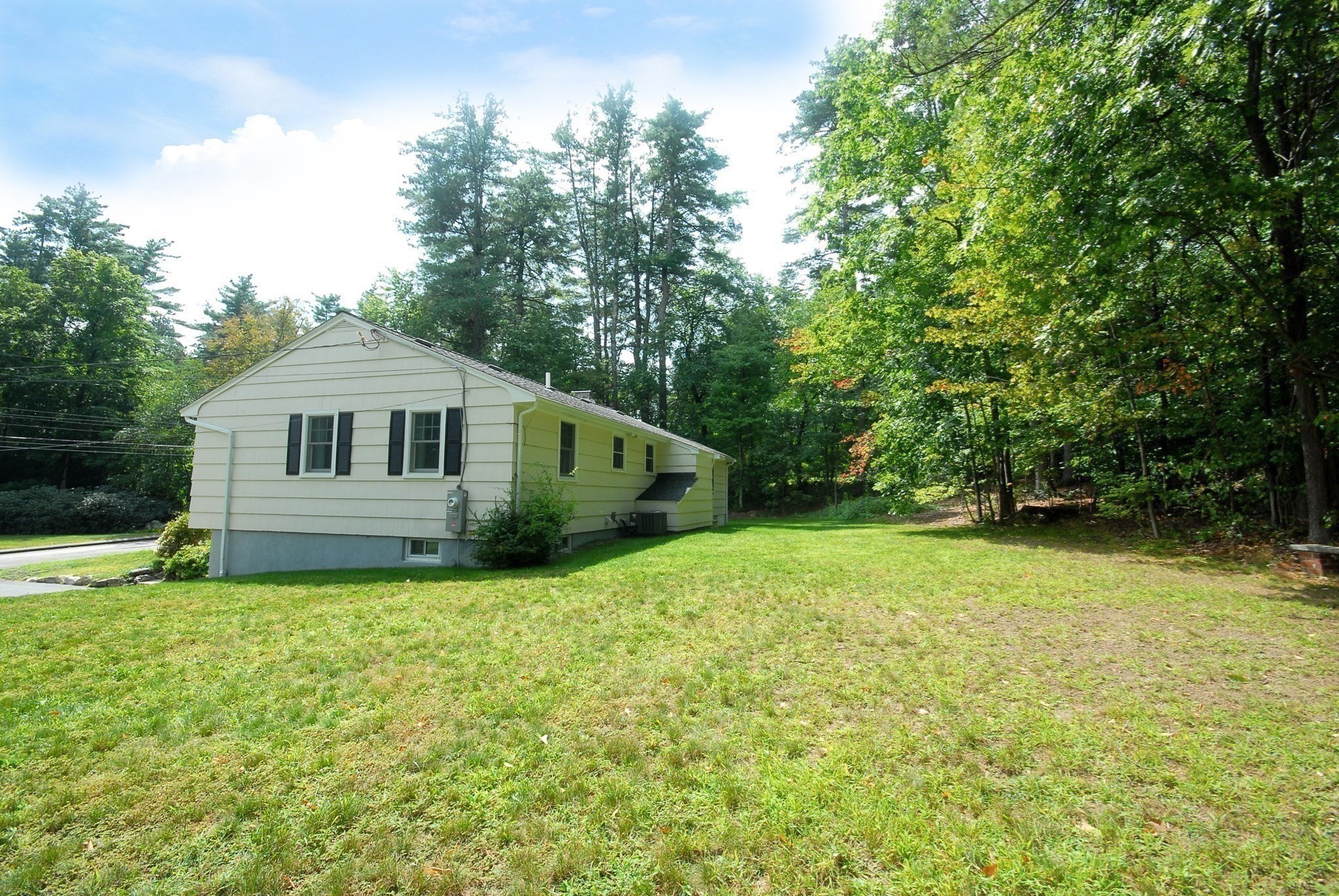 main property photo 32