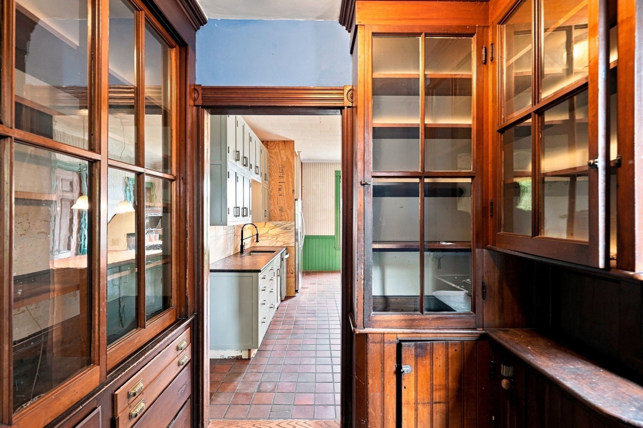 main property photo 9