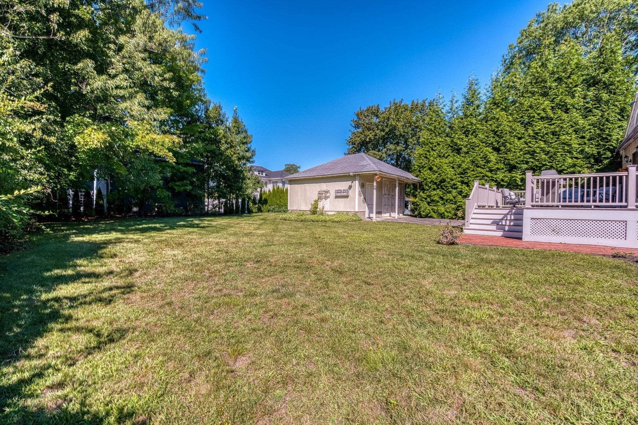 main property photo 33