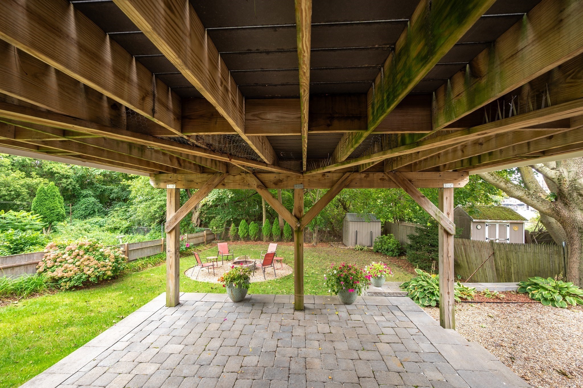 main property photo 34