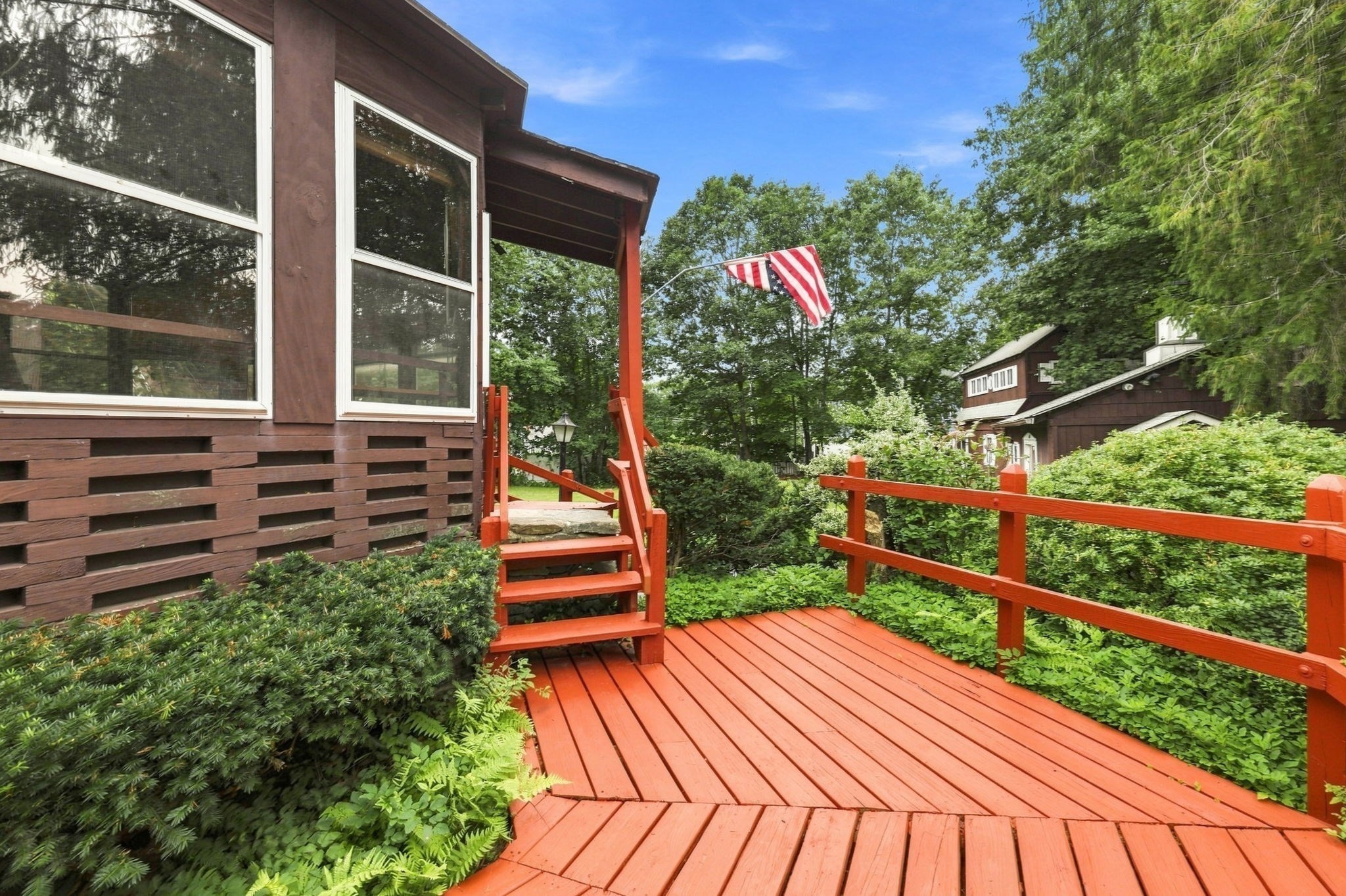 main property photo 34