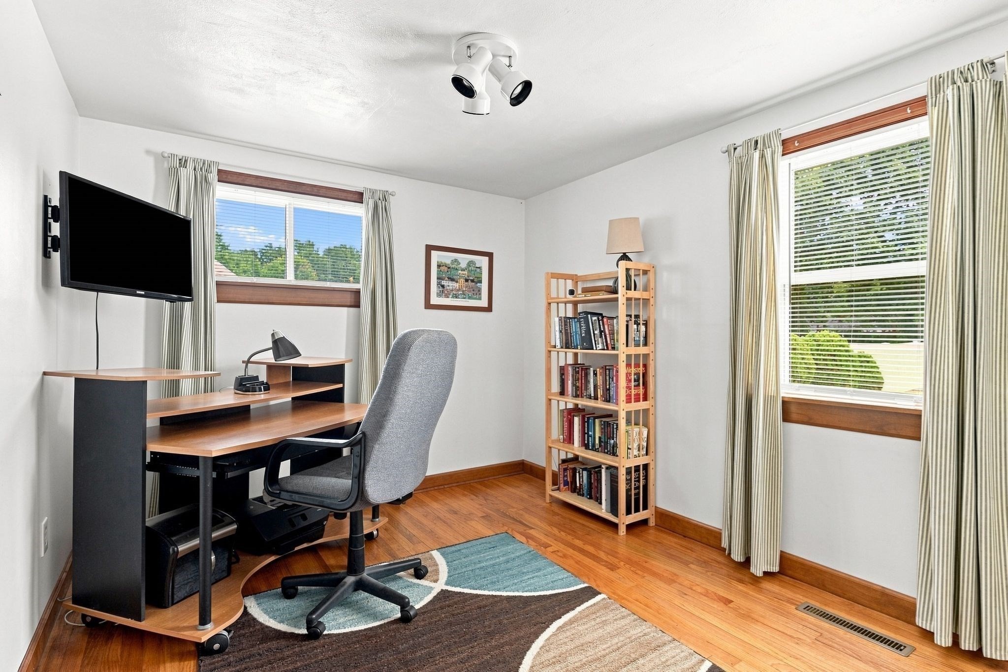 main property photo 22
