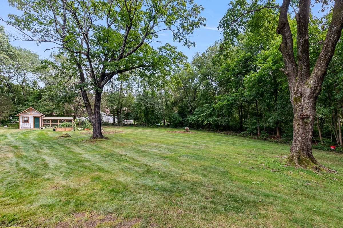 main property photo 36