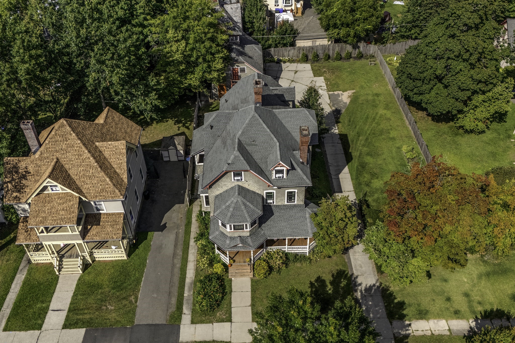main property photo 40
