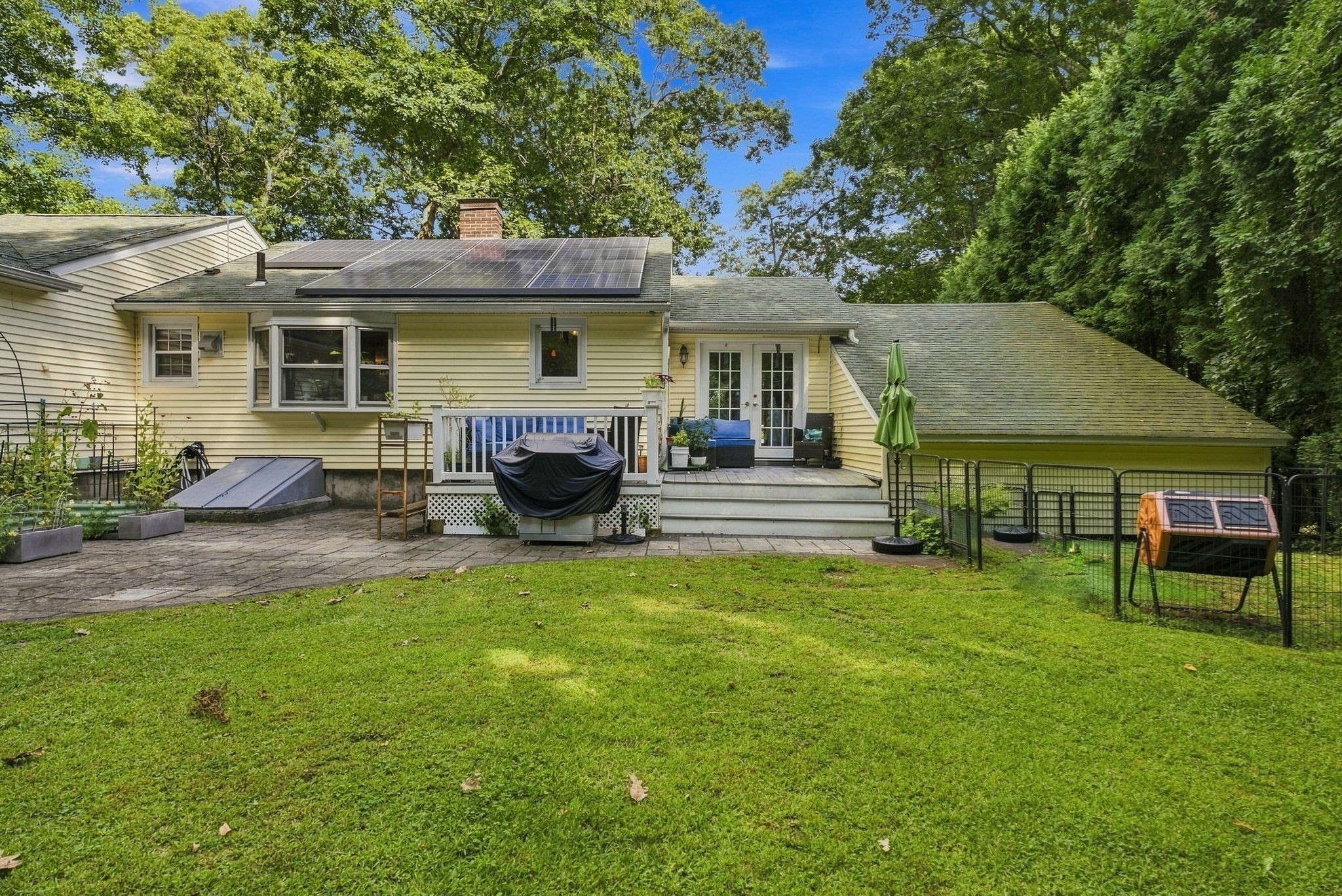 main property photo 29