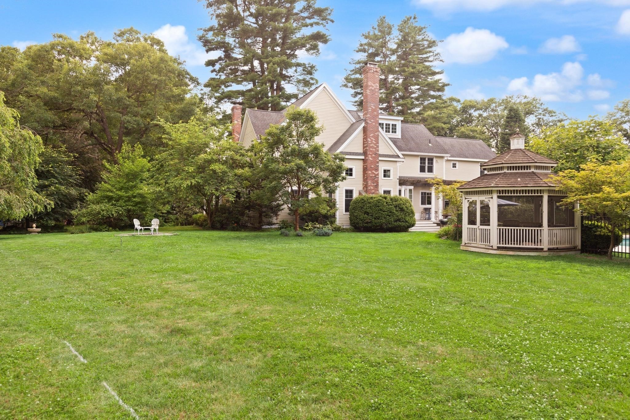 main property photo 34