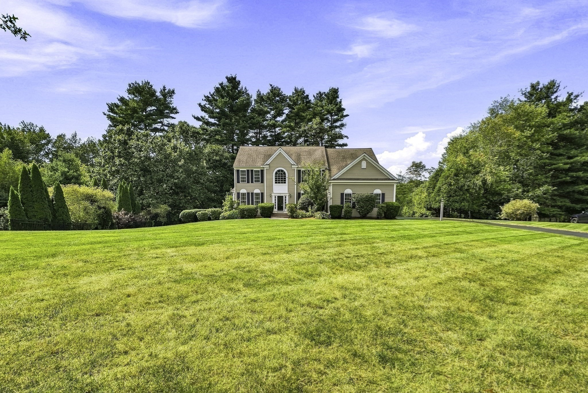 main property photo 32