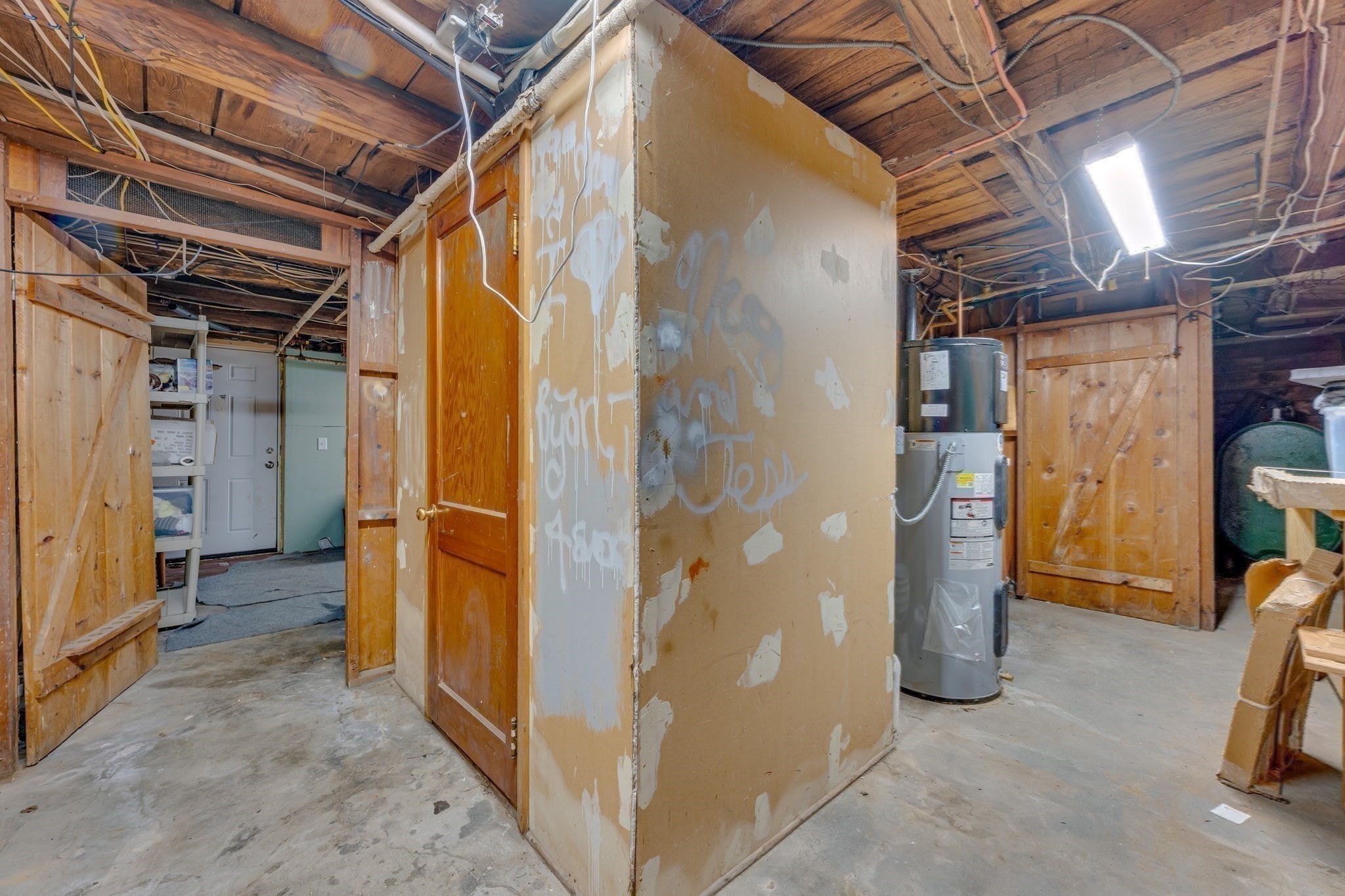 main property photo 22