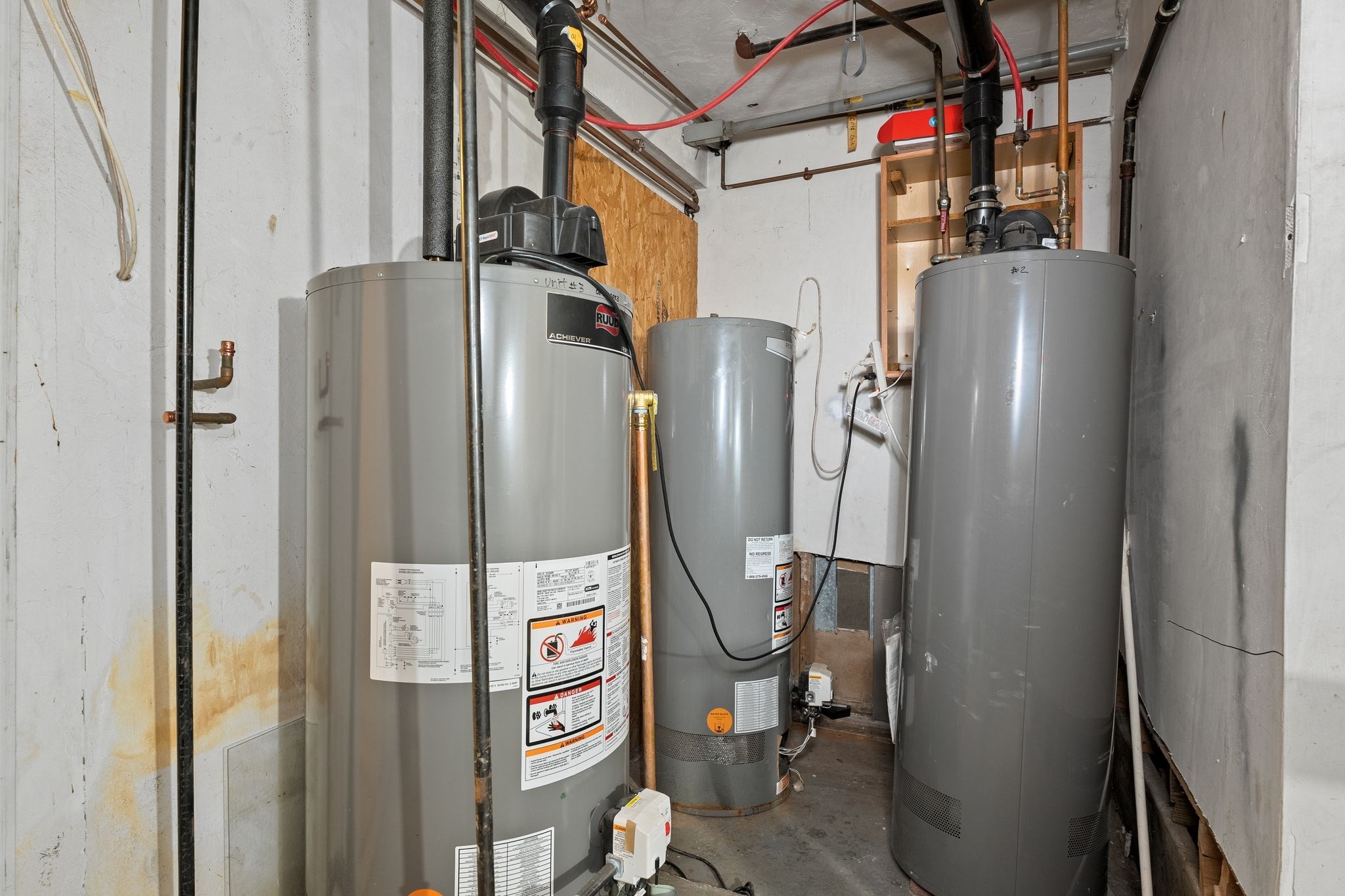 main property photo 25