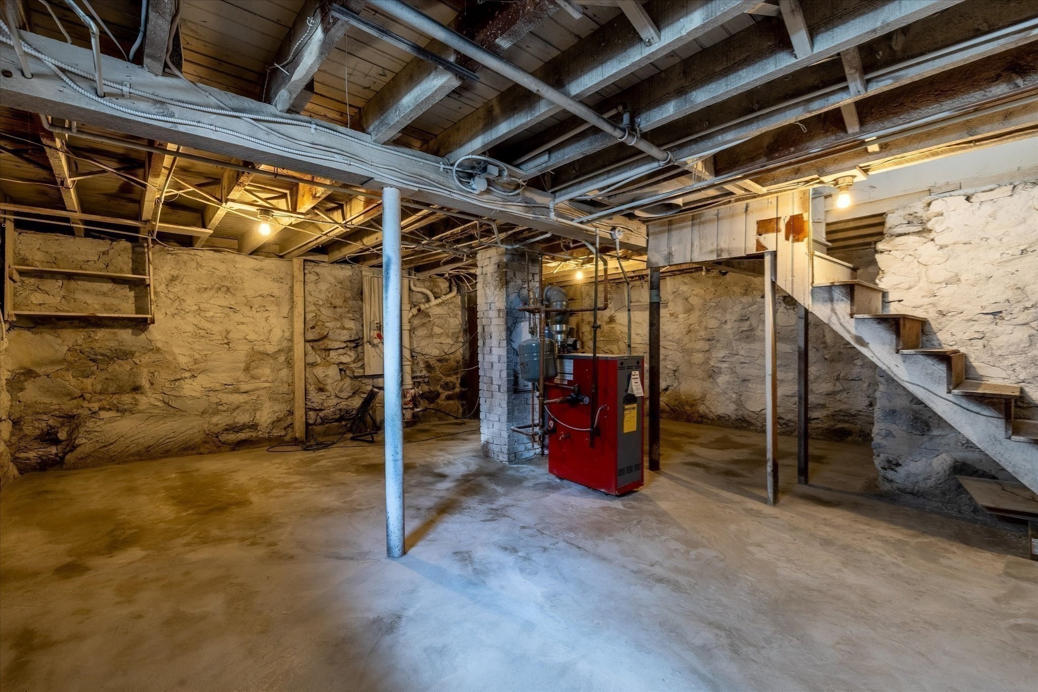 main property photo 27