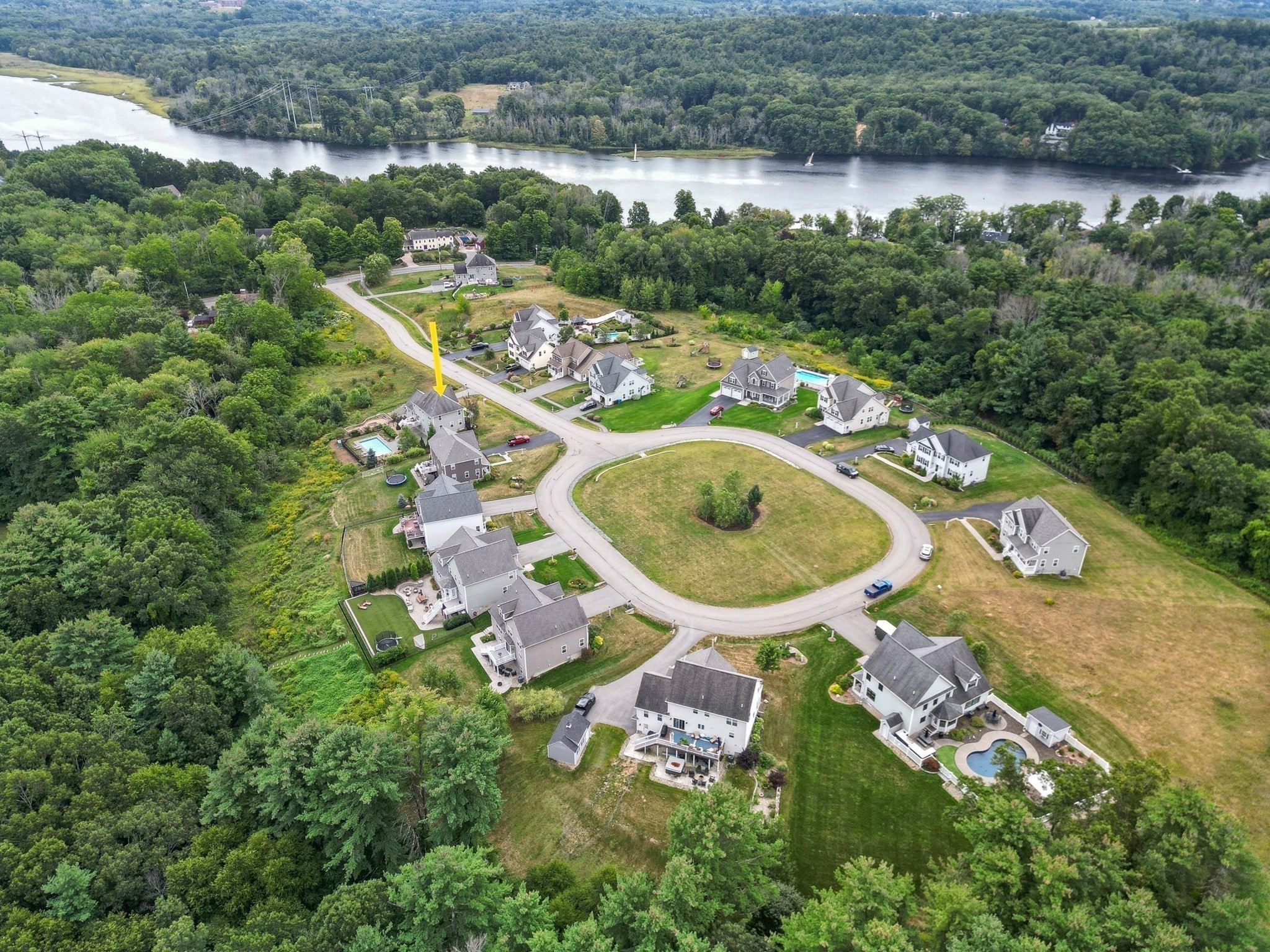 main property photo 41