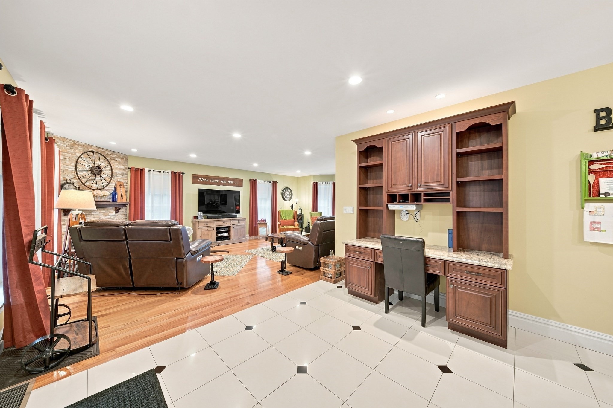 main property photo 15
